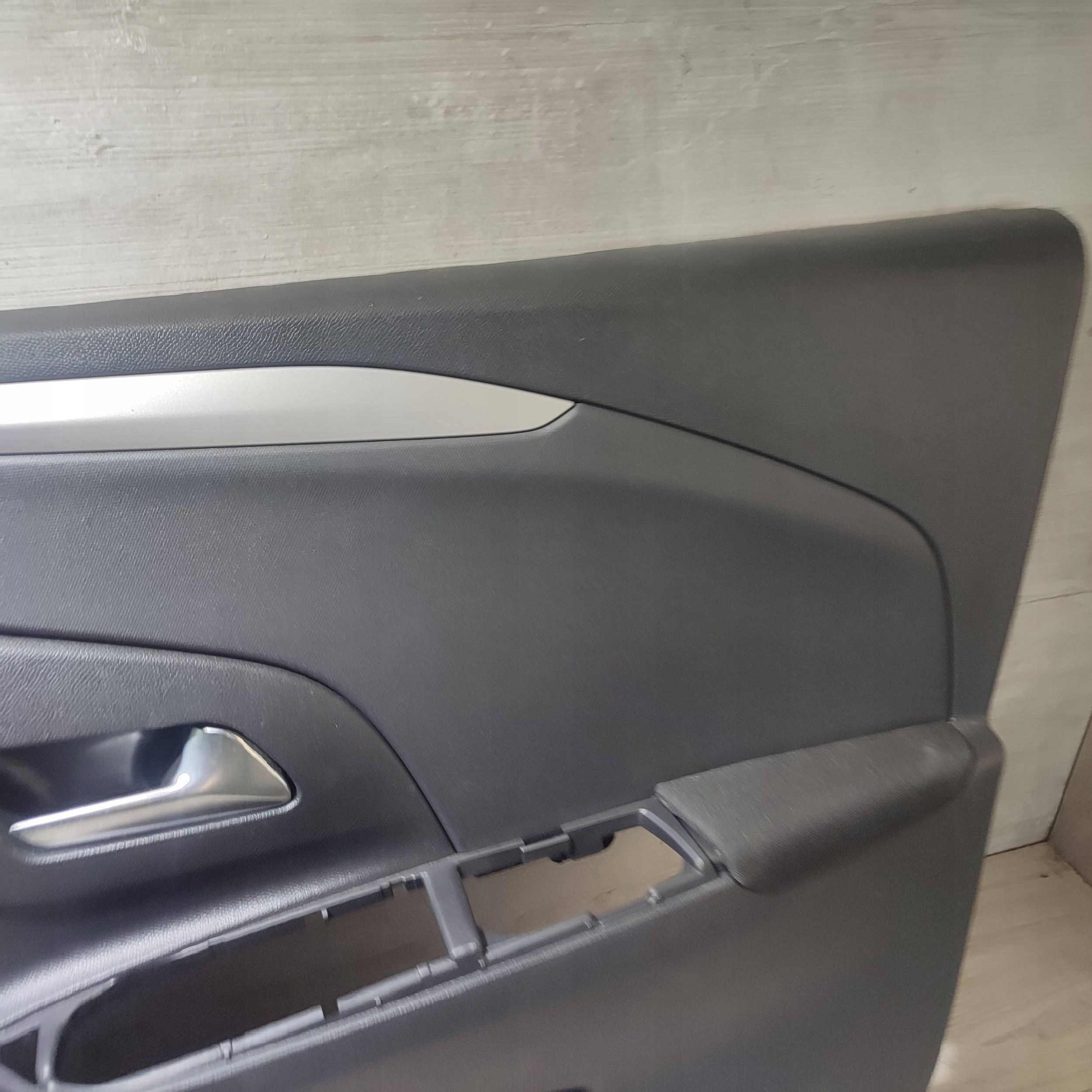 side door przednich front side right Opel Corsa F 9832638480