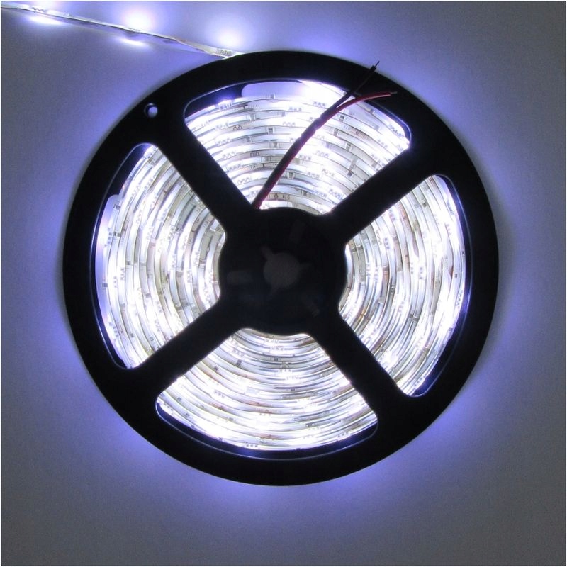 

Taśma Led 10,8W 300 IP20 24V Ściemnialna 5M Zimna