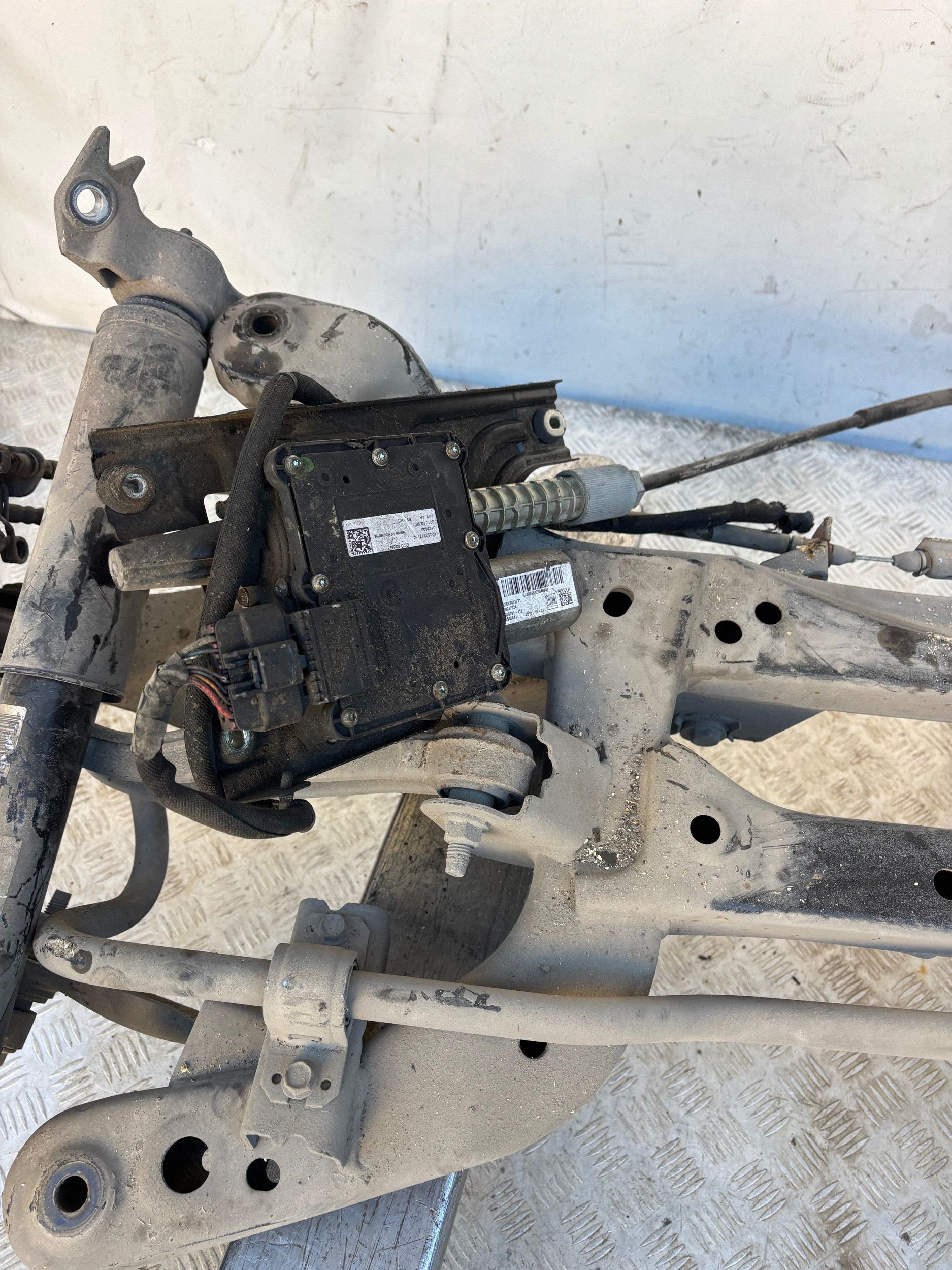 Achsträger heck hinten OPEL INSIGNIA A KOMBI