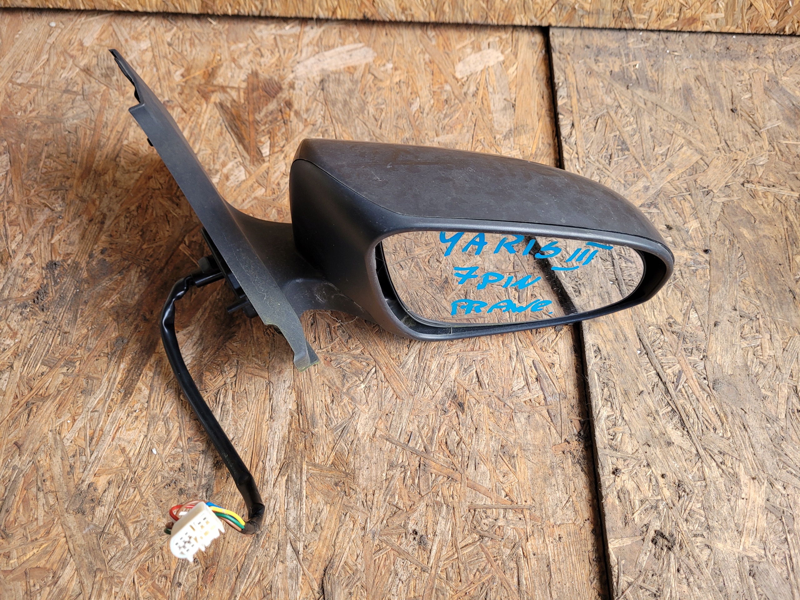 mirror exterior right TOYOTA YARIS III 7PIN