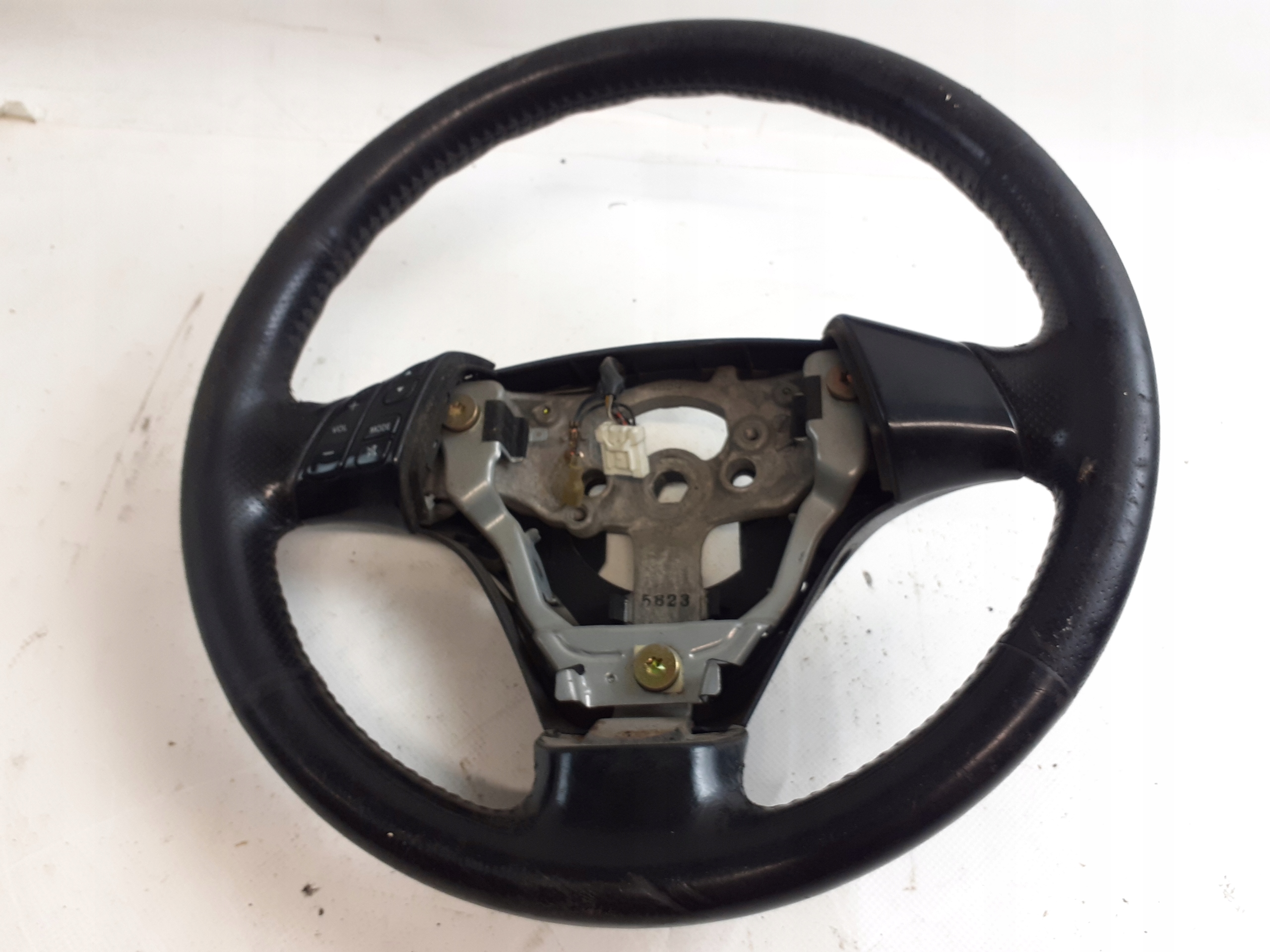 MAZDA 3 volant kůže MULTI