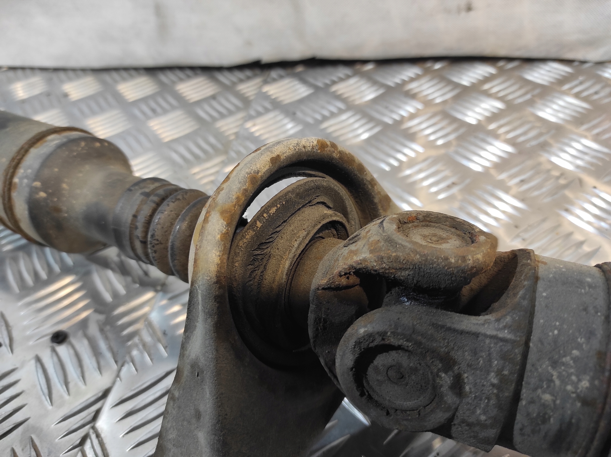 Arbre transmission MERCEDES W210 2.2 D Berline