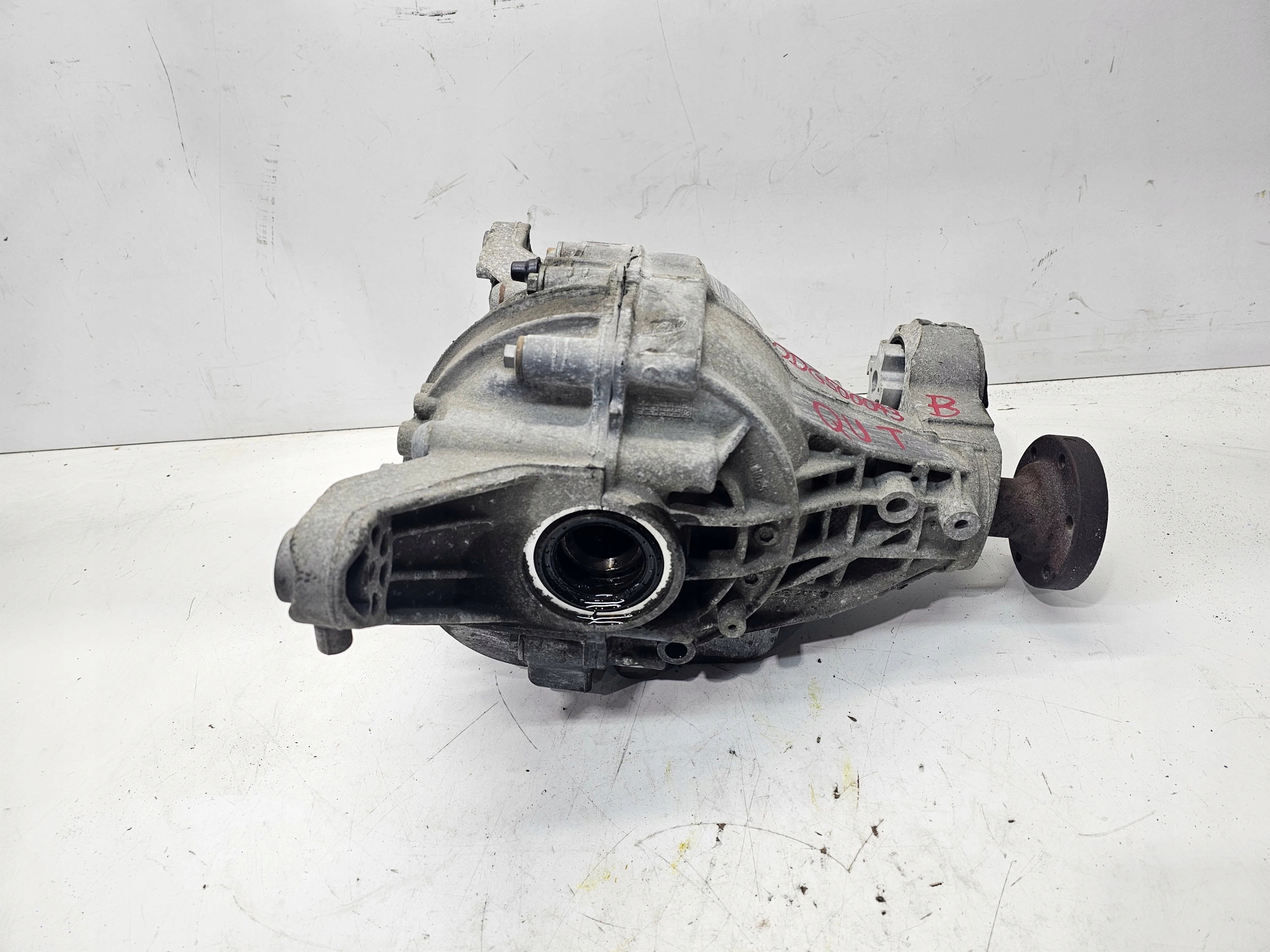 differenciál differenciál REDUKTOR far AUDI Q8 SQ8 SQ7 4M 0DG500043B QUT