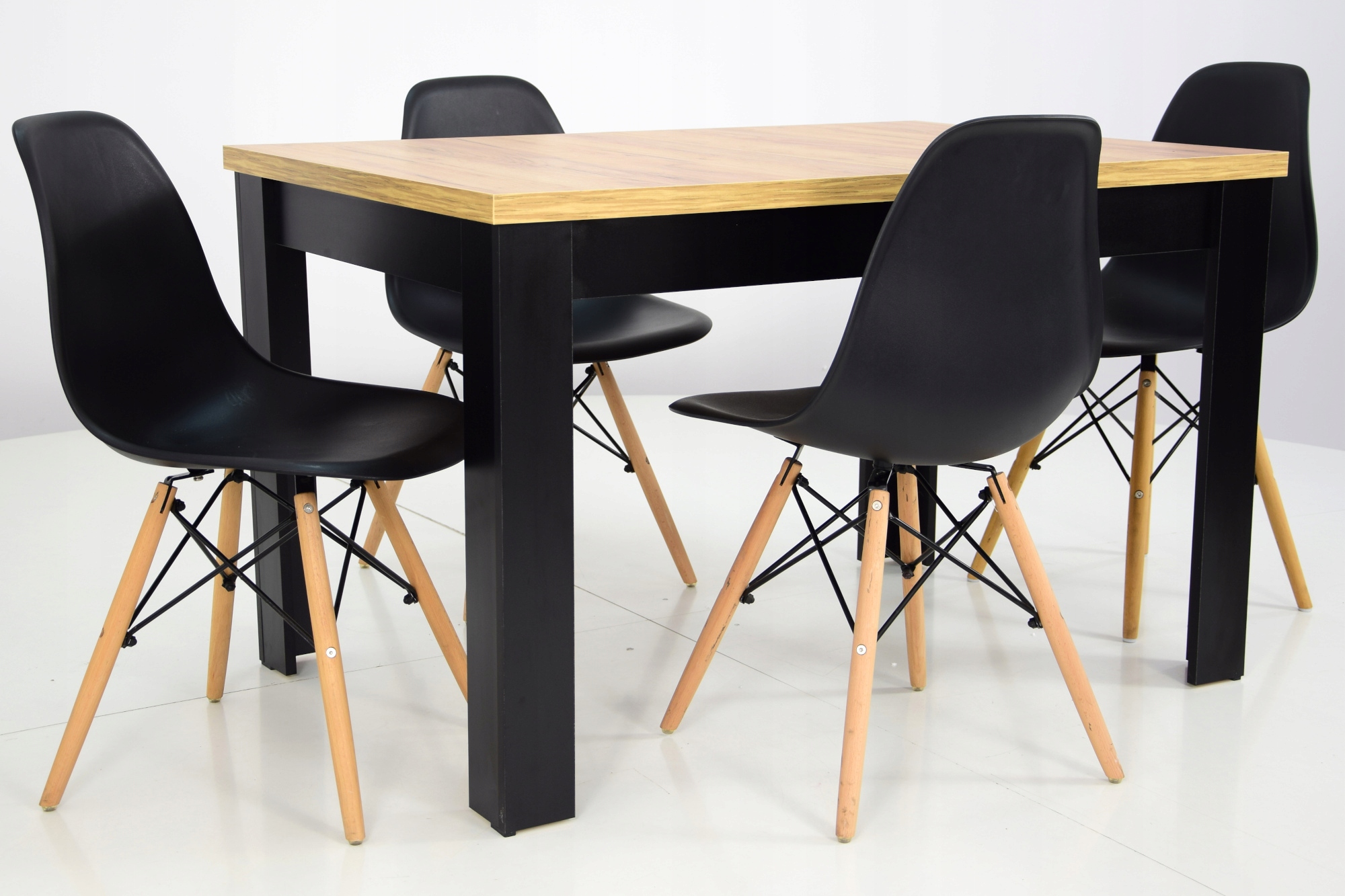 Rozkładany stół 80x120/160 cm + 4 krzesła SCANDI Wysokość stołu 74 cm