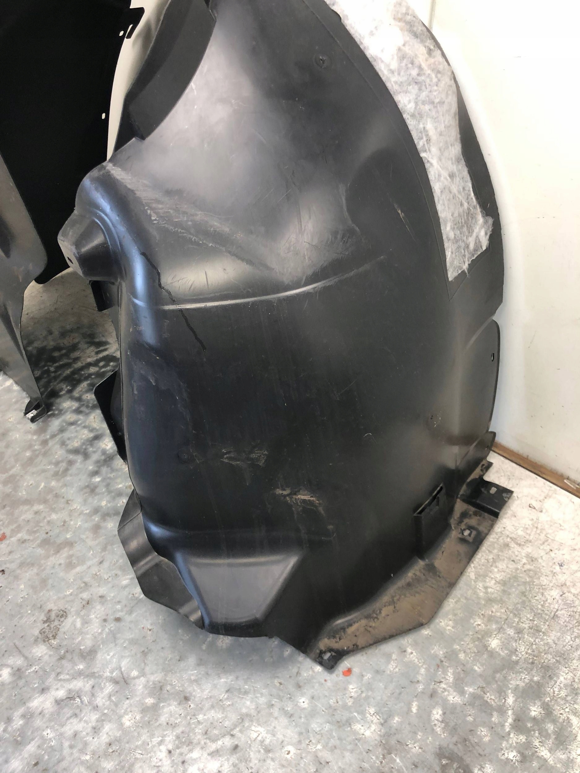 mudguard right front VW T7 7T0809958G