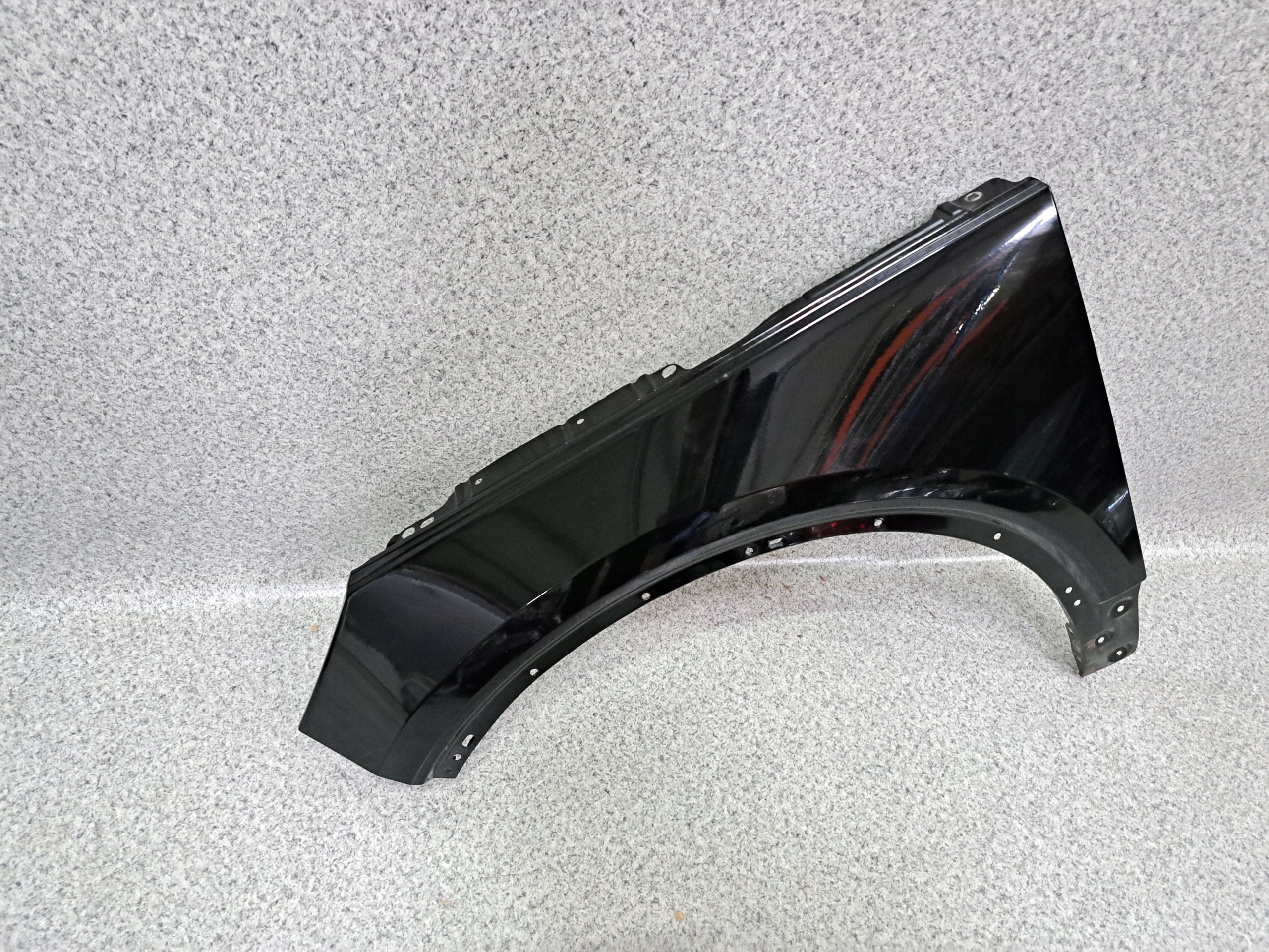 VOLVO XC40 C40 BŁOTNIK LEWY PRZÓD PRZEDNI 31457583 Producent części Volvo OE