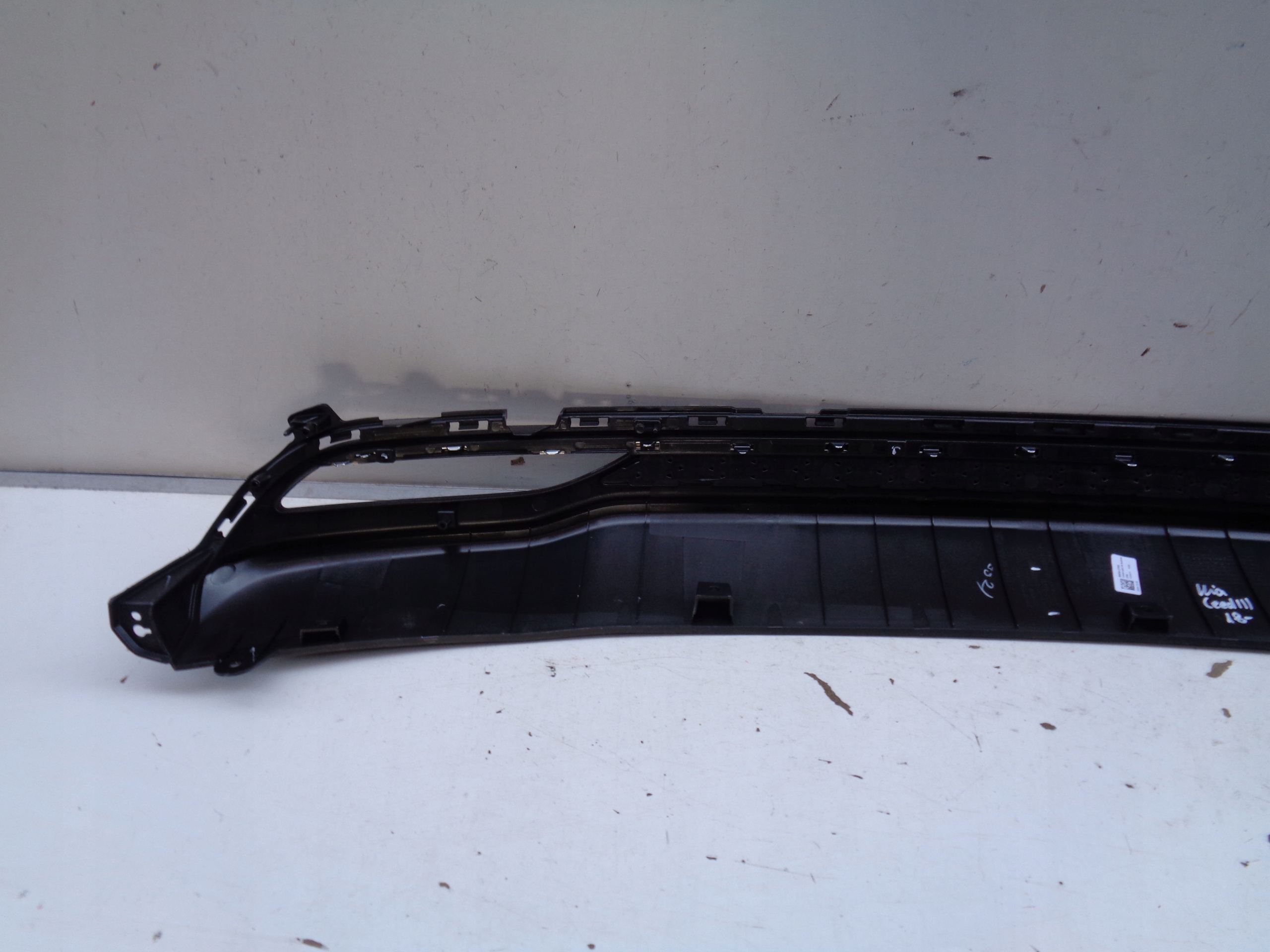 accessori Paraurti posteriore spoiler KIA CEED III 18