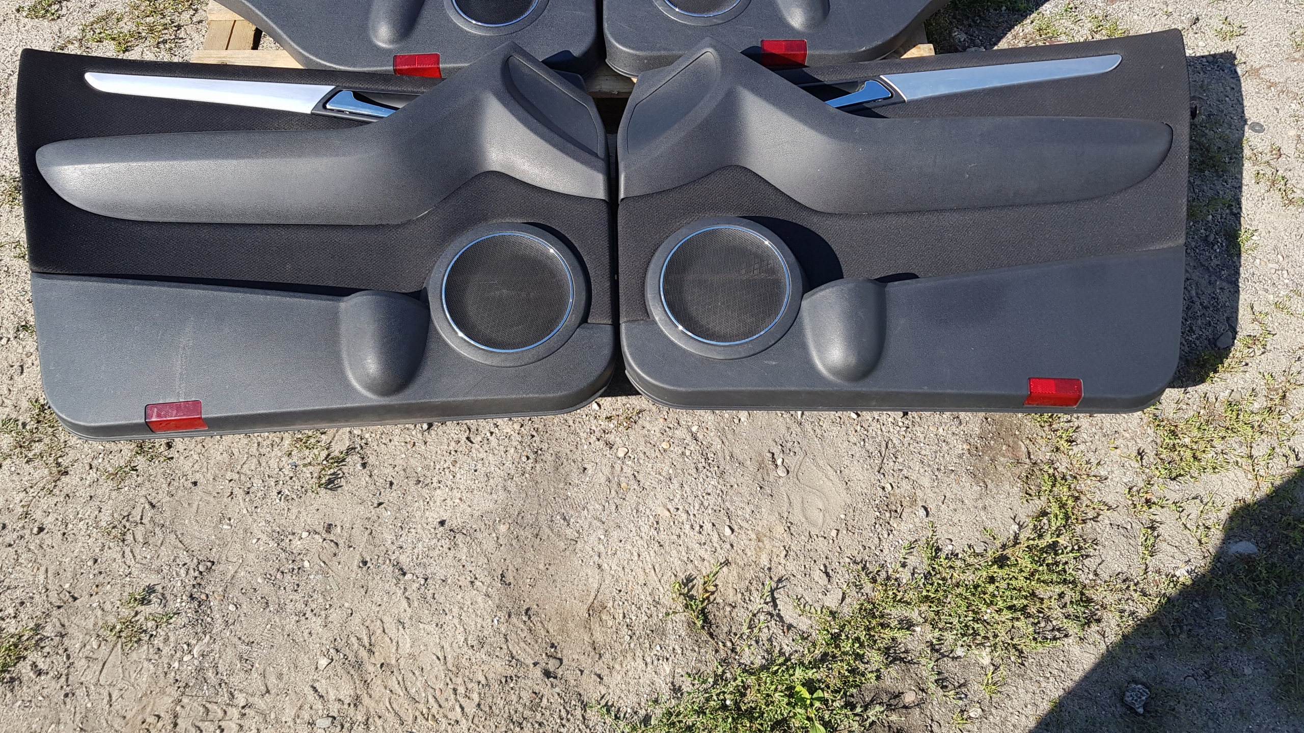 MERCEDES b-klasa W245 side upholstery front left / right 1szt