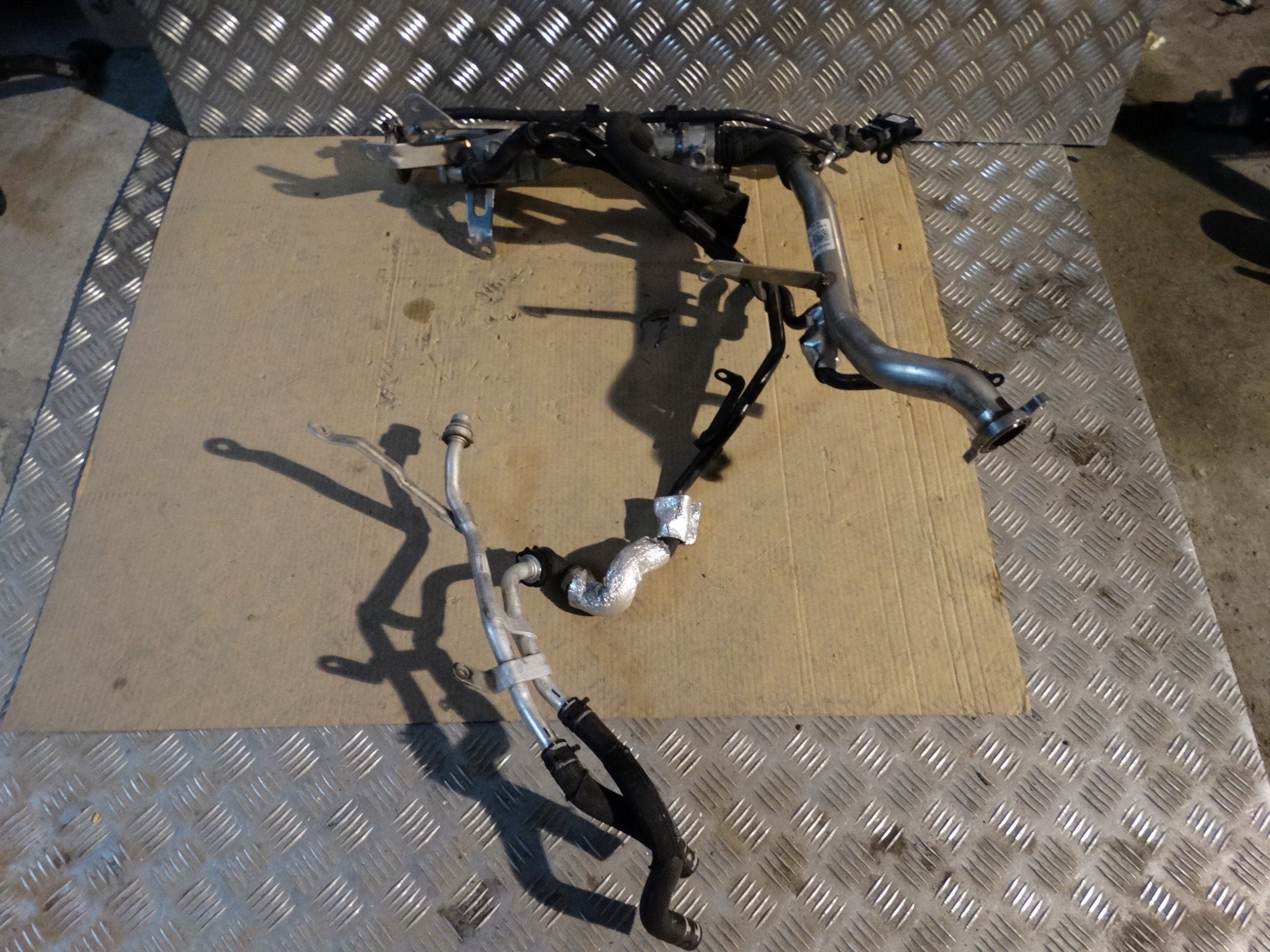 RADIATEUR ÉCHAPPEMENT EGR VANNE BOITIER PAPILLON AUDI Q7 Q8 1