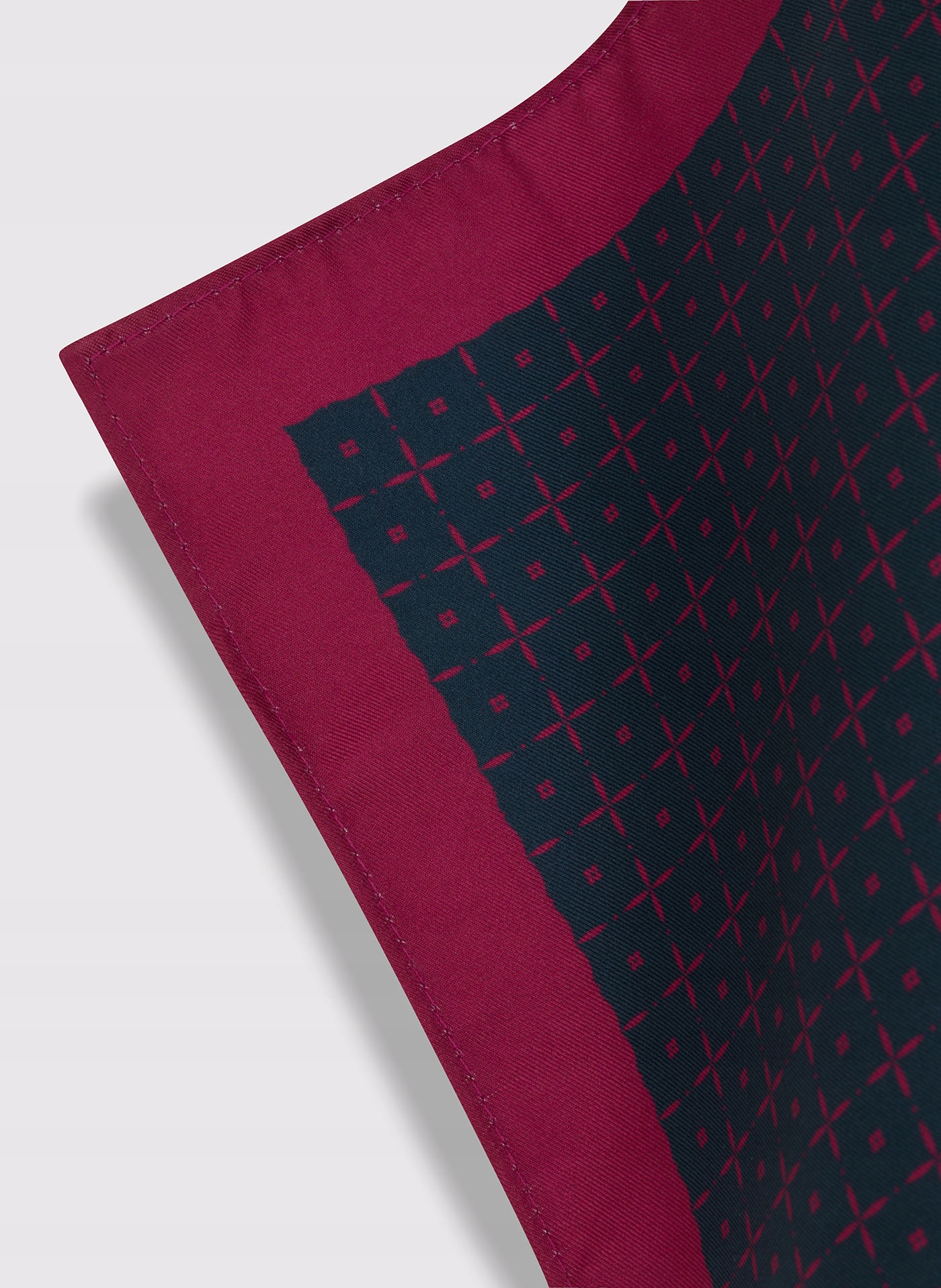 Granatowa poszetka w bordowy wzór PAKO LORENTE Materiał dominujący poliester