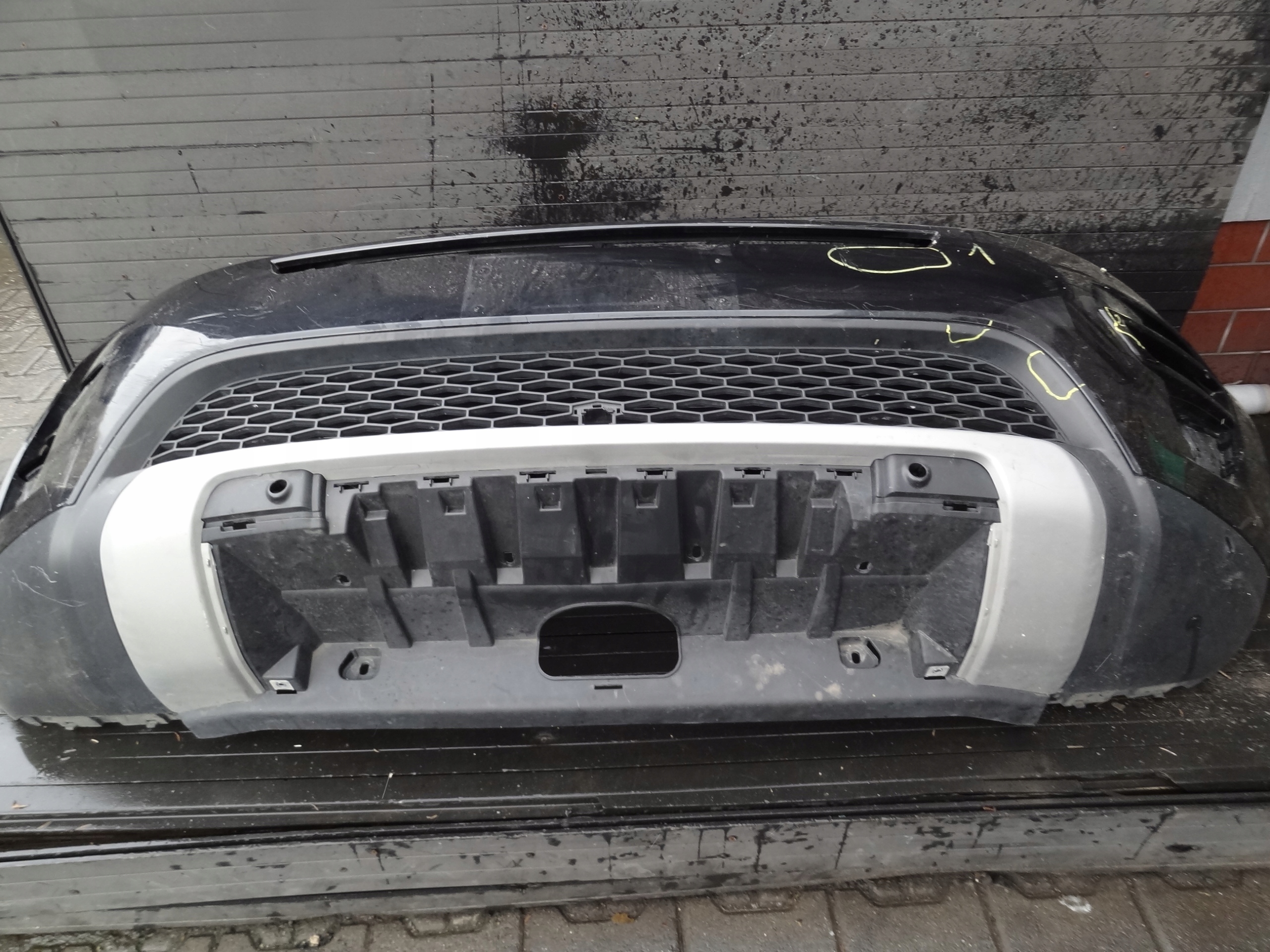 LAND ROVER DISCOVERY SPORT 2014 ZDERZAK PRZEDNI ORYGINAL Producent części Land Rover OE