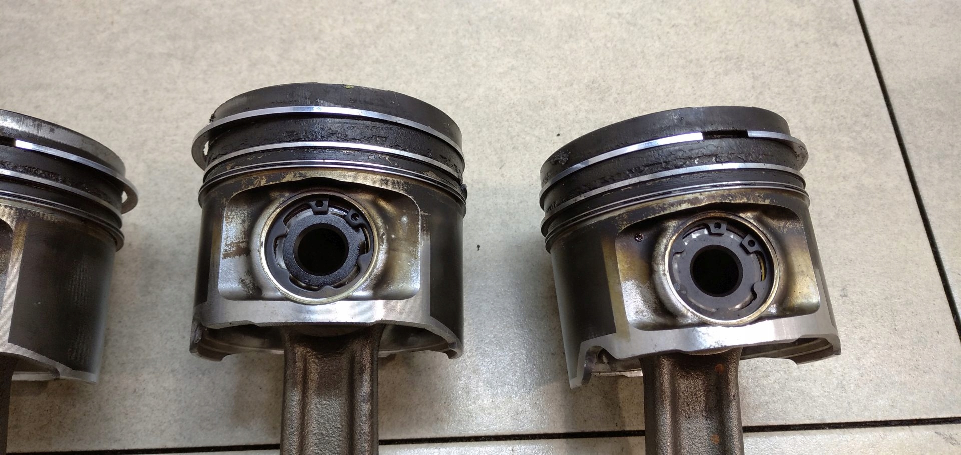 Piston Bielle FIAT STILO 1.9 JTD A930