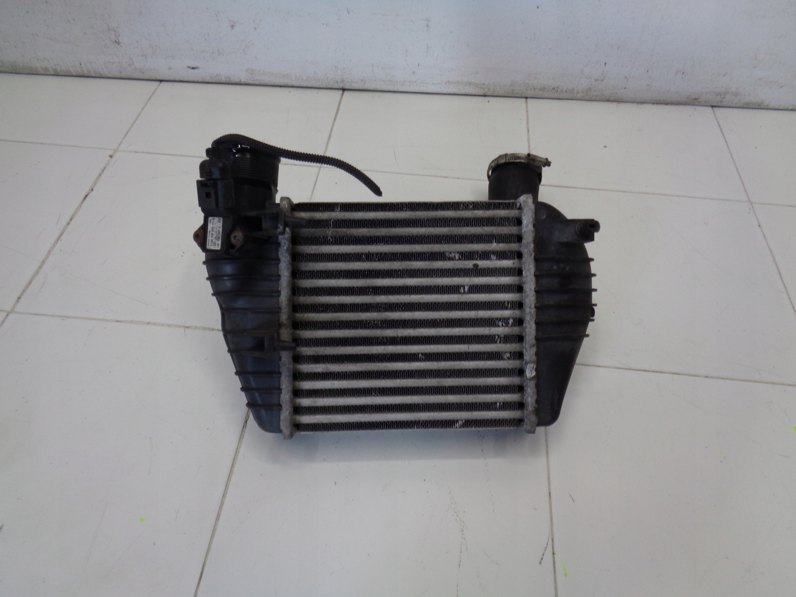 AUDI A6 C6 radiator air intercooler 2.0 TDI