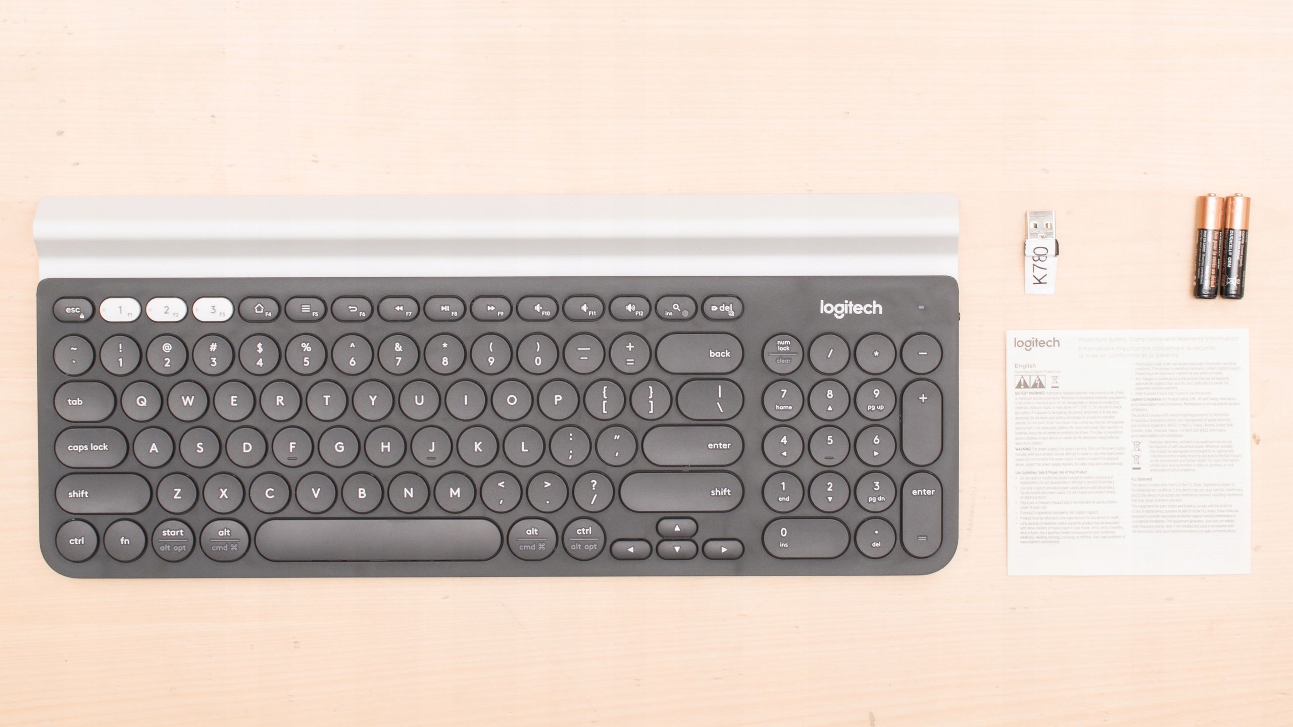 Klawiatura membranowa Logitech Multi-Device K780 | Bluetooth | Czarna Producent Logitech