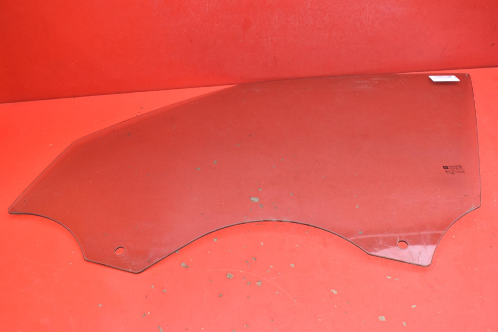 window side left front front OPEL ZAFIRA C 12-16