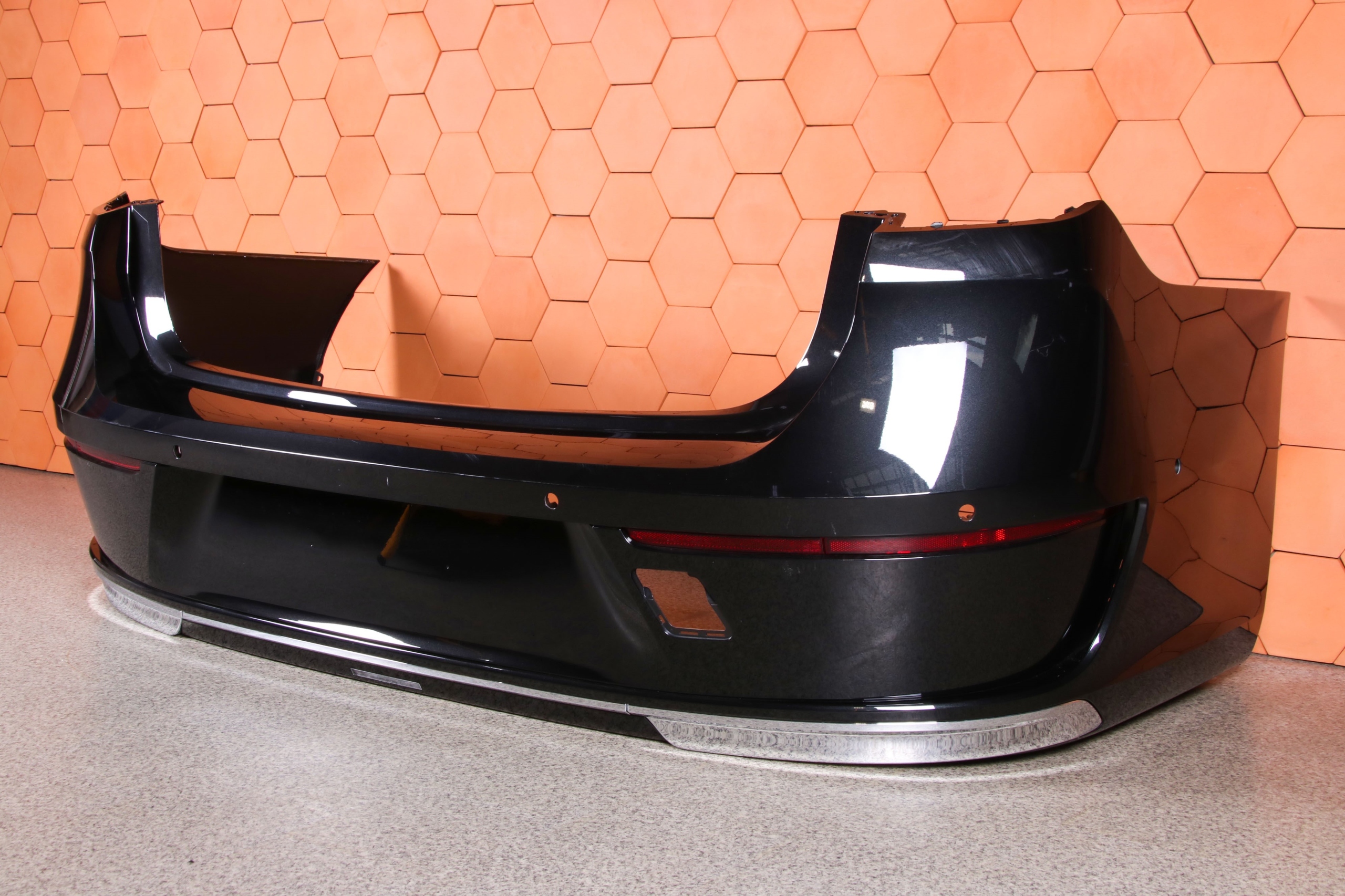 BMW 7 G70 bumper rear part rear 6xPDC colour 475