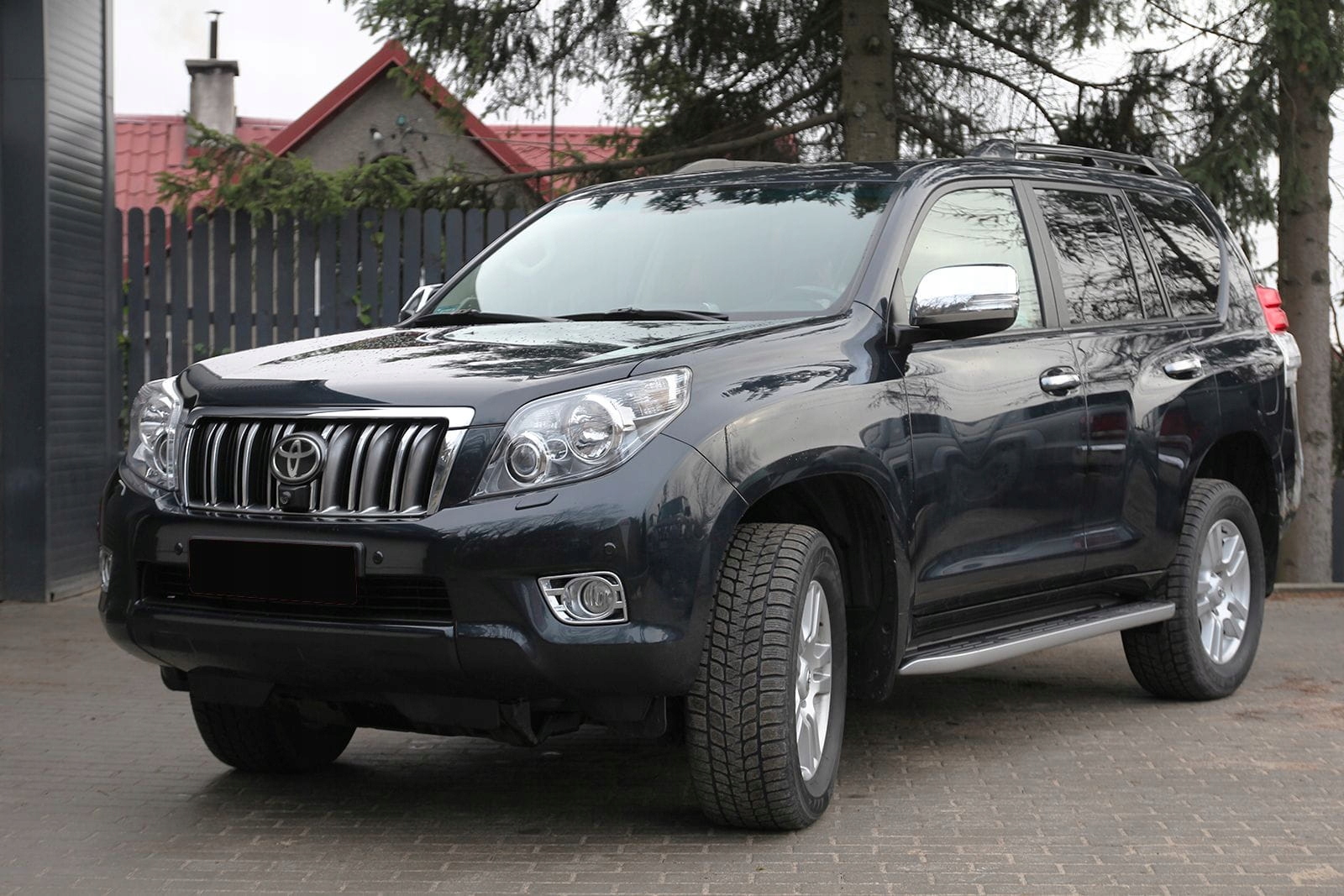 NAKŁADKI NA KLAMKI TOYOTA LAND CRUISER J150 Producent Venus