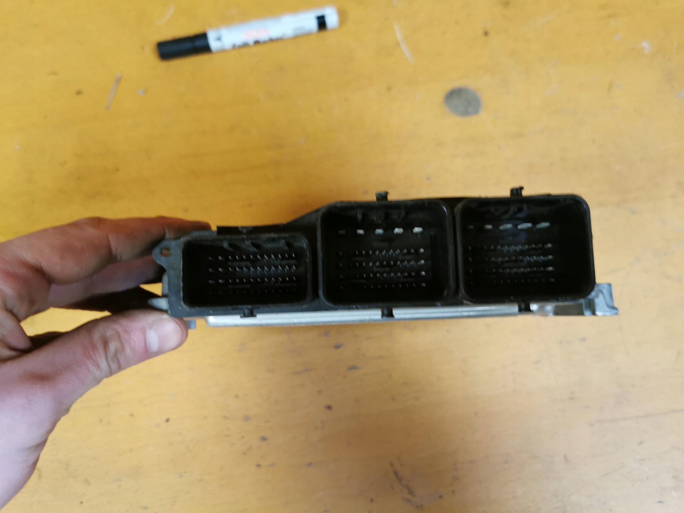 control unit computer of the engine RANGE ROVER EVOQUE L538 2.2 TD4 BJ32-12C520-VB