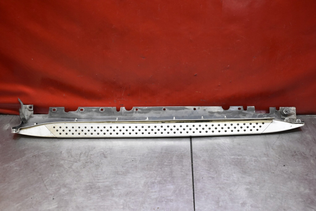 cap threshold right 300 BMW X5 E70 06-10