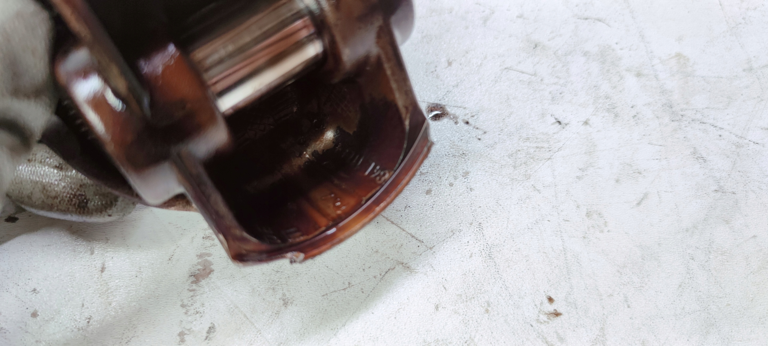 piston left AUDI 3.0TFSI CAJ 84L111 *3*