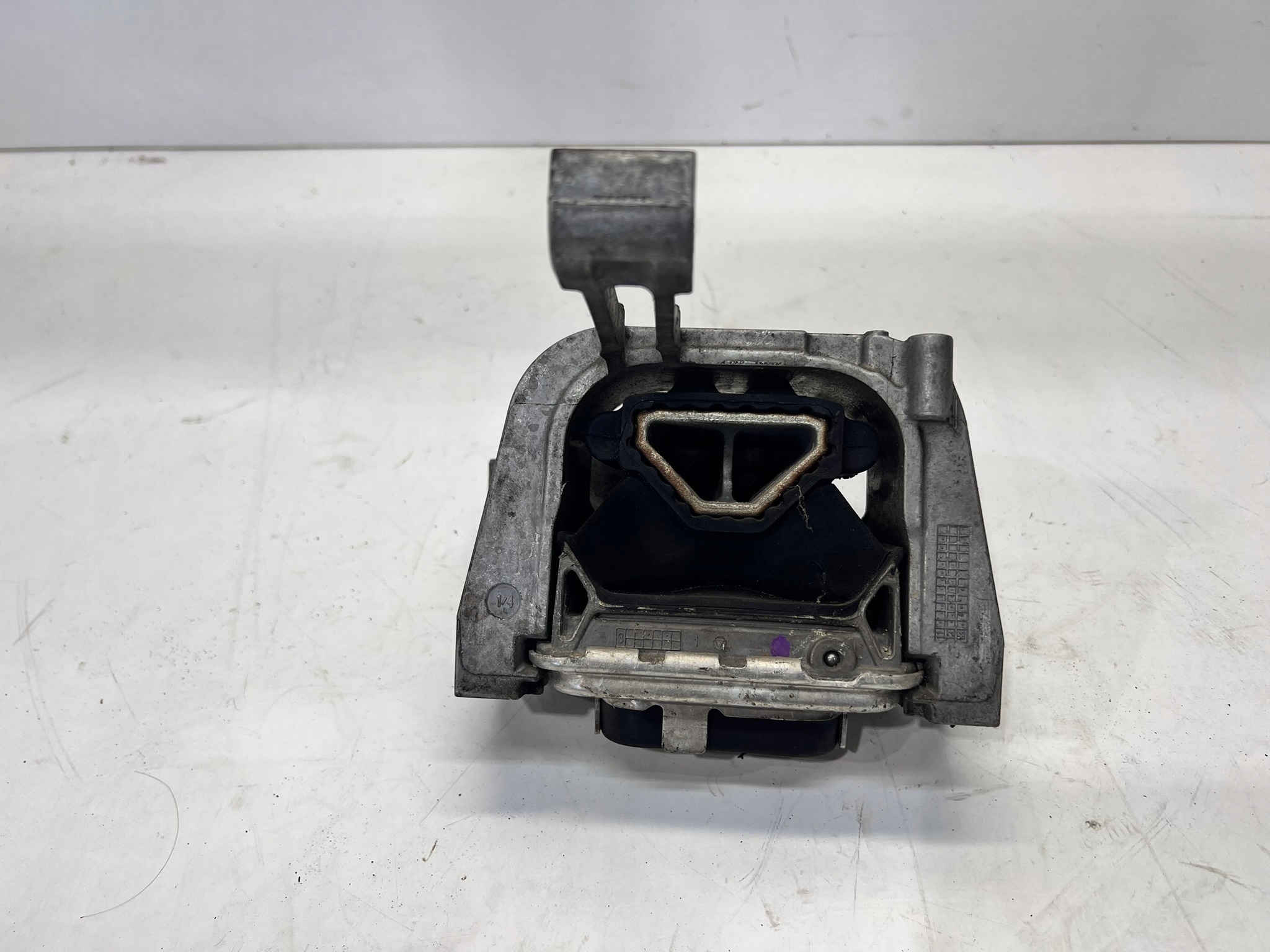 holder engine mount AUDI VOLKSWAGEN SEAT 5Q0199262CQ