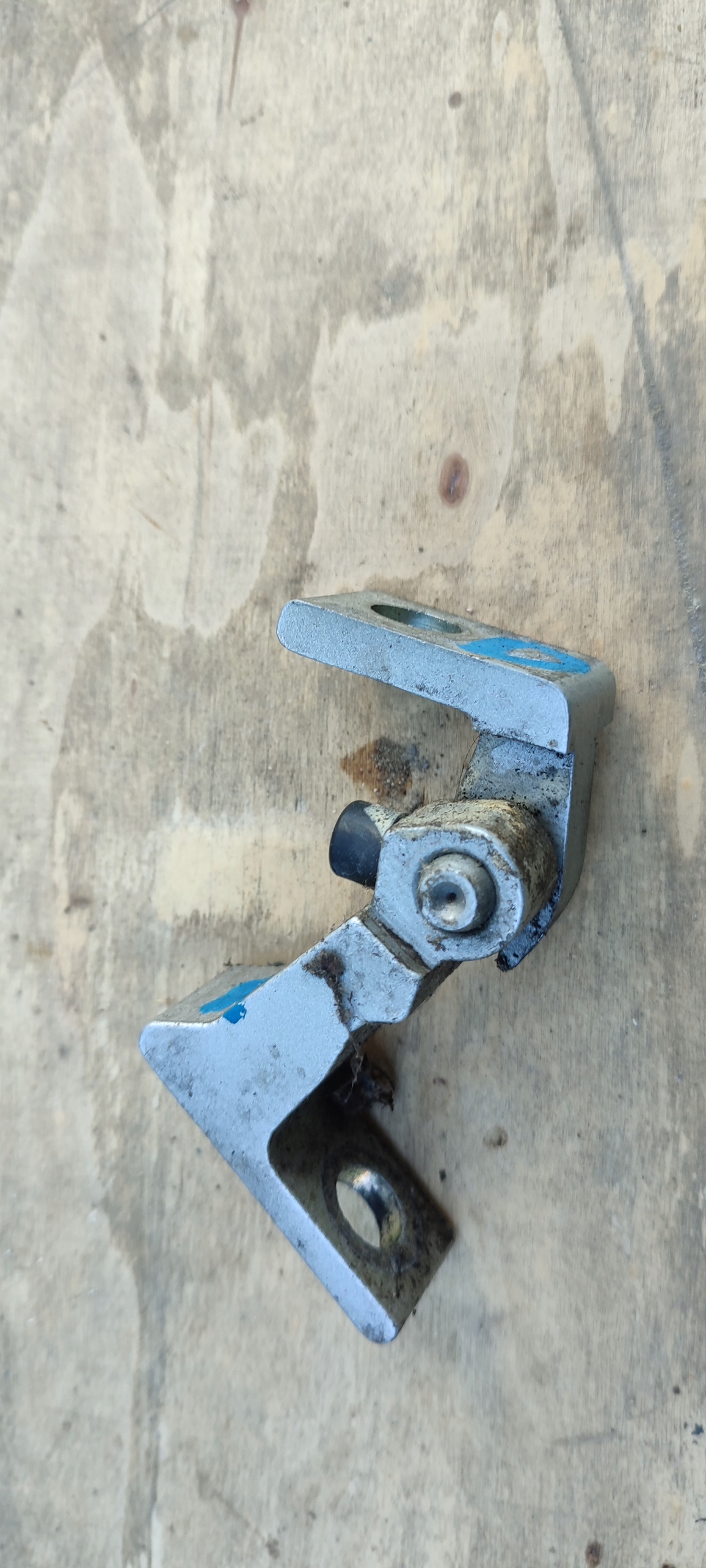 hinge door SEAT IBIZA IV 4 8K0831402J