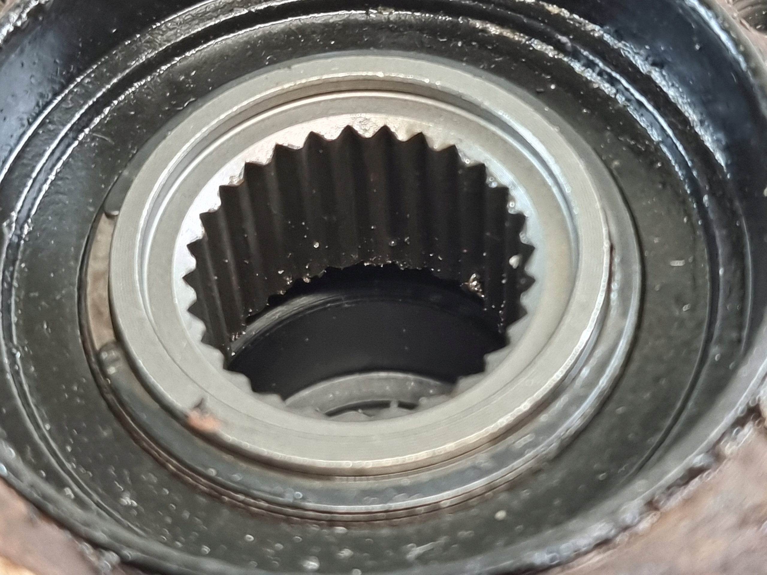 SPRZĘGIEŁKO SPRZĘGŁO PIASTY NAPĘDU PRZÓD SSANGYONG REXTON I 2.9 TD 04r Typ samochodu Samochody osobowe