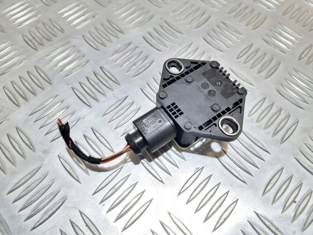 Sensor przyspieszenia Audi A5 8T 2008 8K0907637A