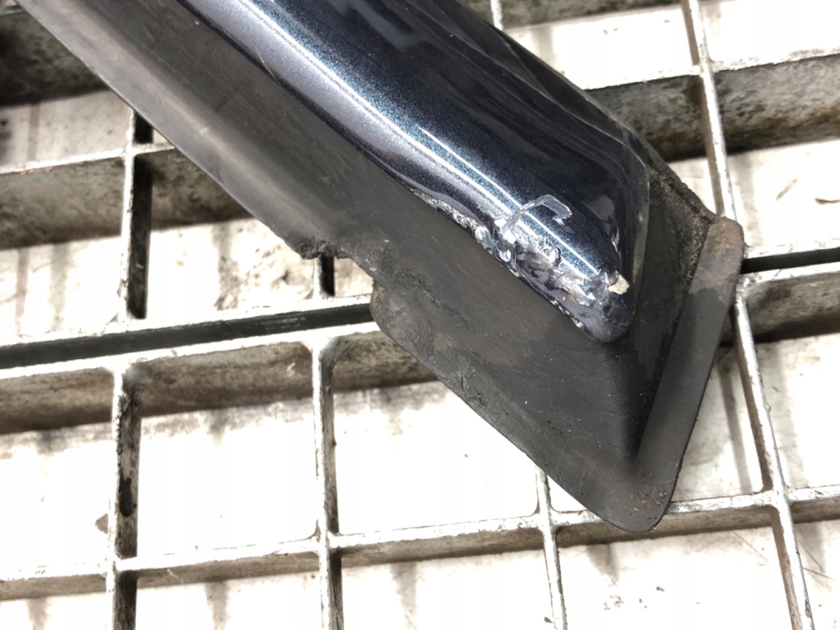 LISTWA SZYBY PRZEDNIEJ LEWA CITROEN C5 II 04-22 Producent części OEM