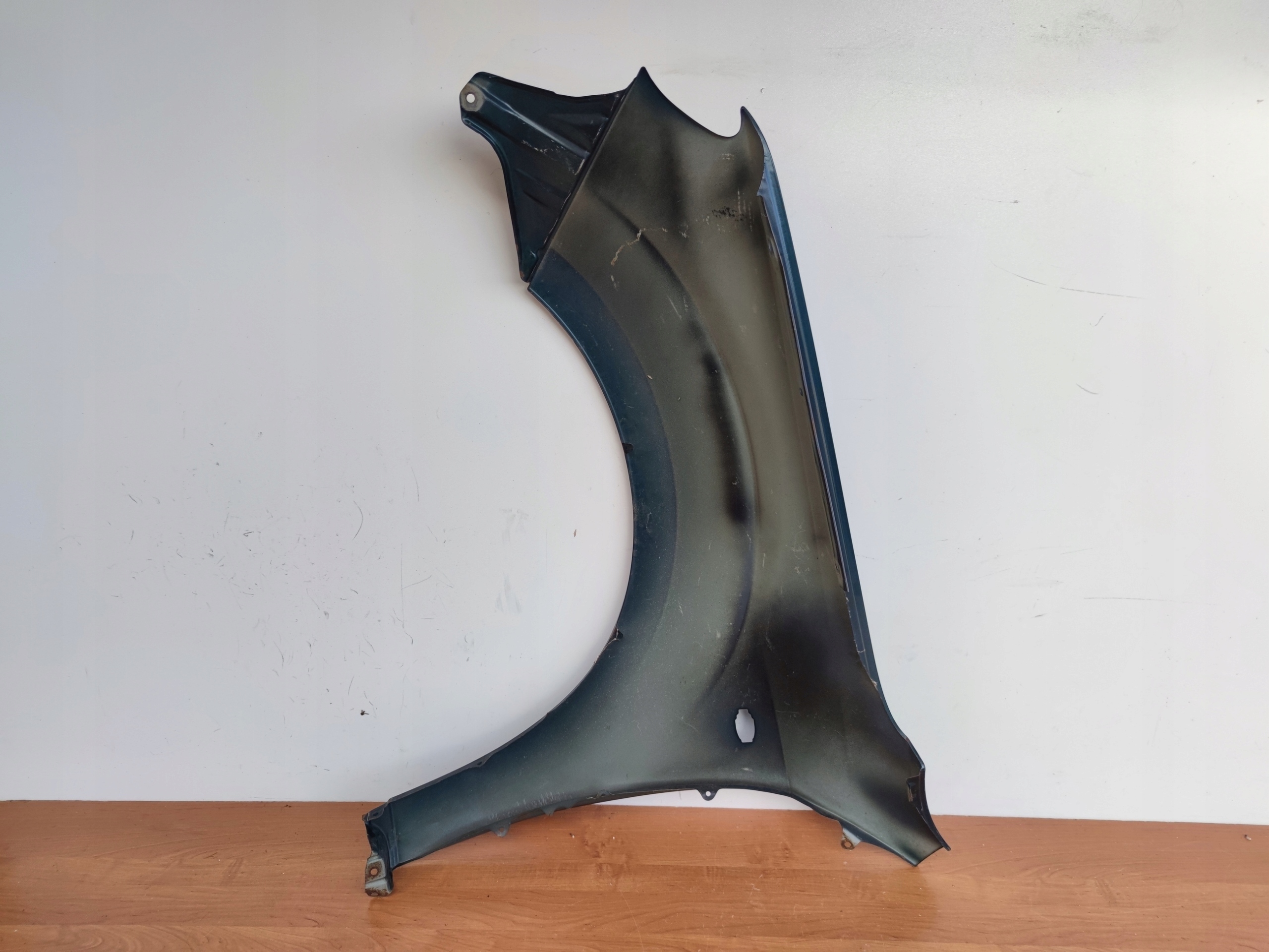 SUBARU FORESTER 2008-2012 ROK right fender front