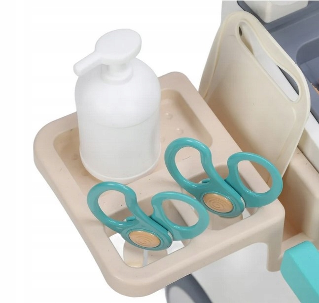 Zestaw lekarza medyczny wózek stół interaktywny dla dzieci 26 elementów Materiał plastik inny