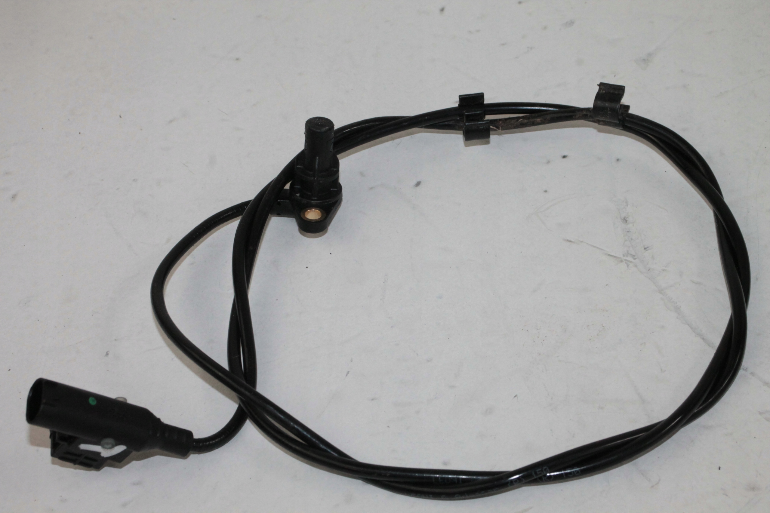 37 - APRILIA TUONO 660 21 + ДАТЧИК ABS ЗЗАДУ