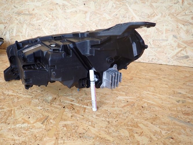 OPEL CORSA F reflektor right light right 9829522580
