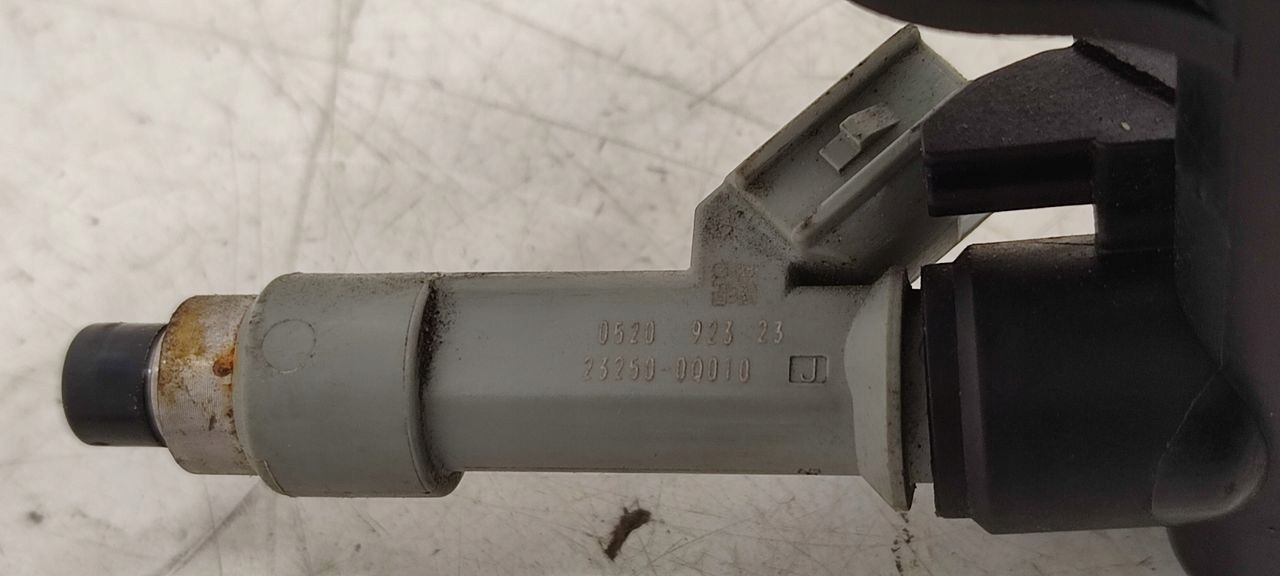 injector 23250-0Q010 Citroen C1 1,0
