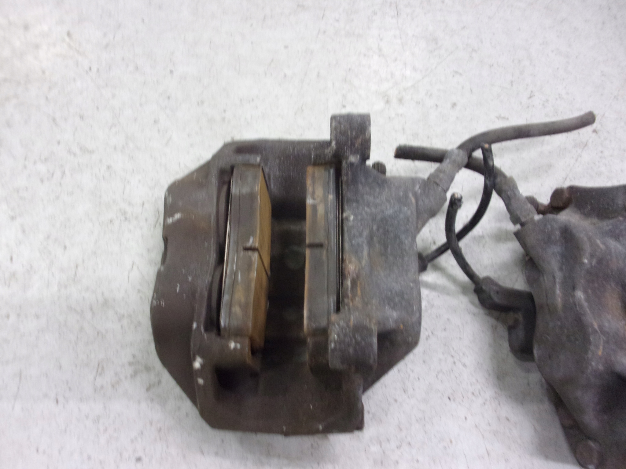 MERCEDES R129 SL 500 calipers HAMULCE front 1294200083