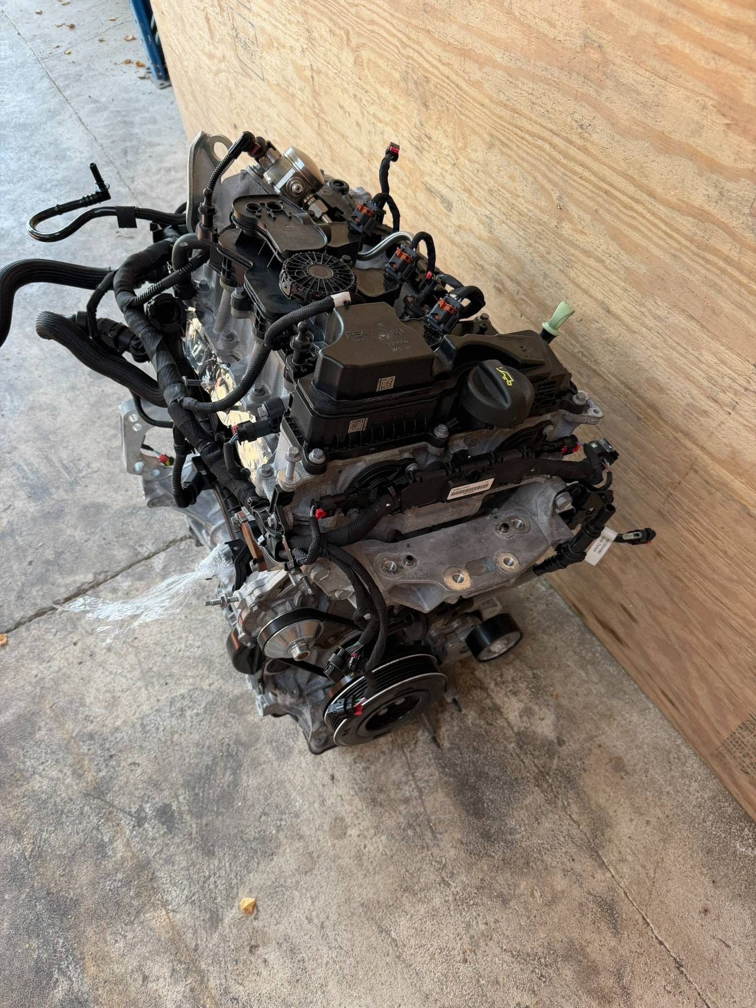 Opel Mokka B 10XRAF 1.2 hybryda engine HN09