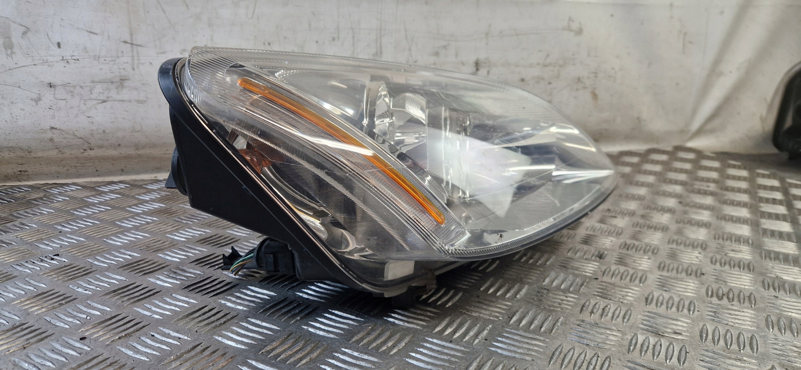 light right front FORD FOCUS C-MAX 2003r 3M51-13005-AG