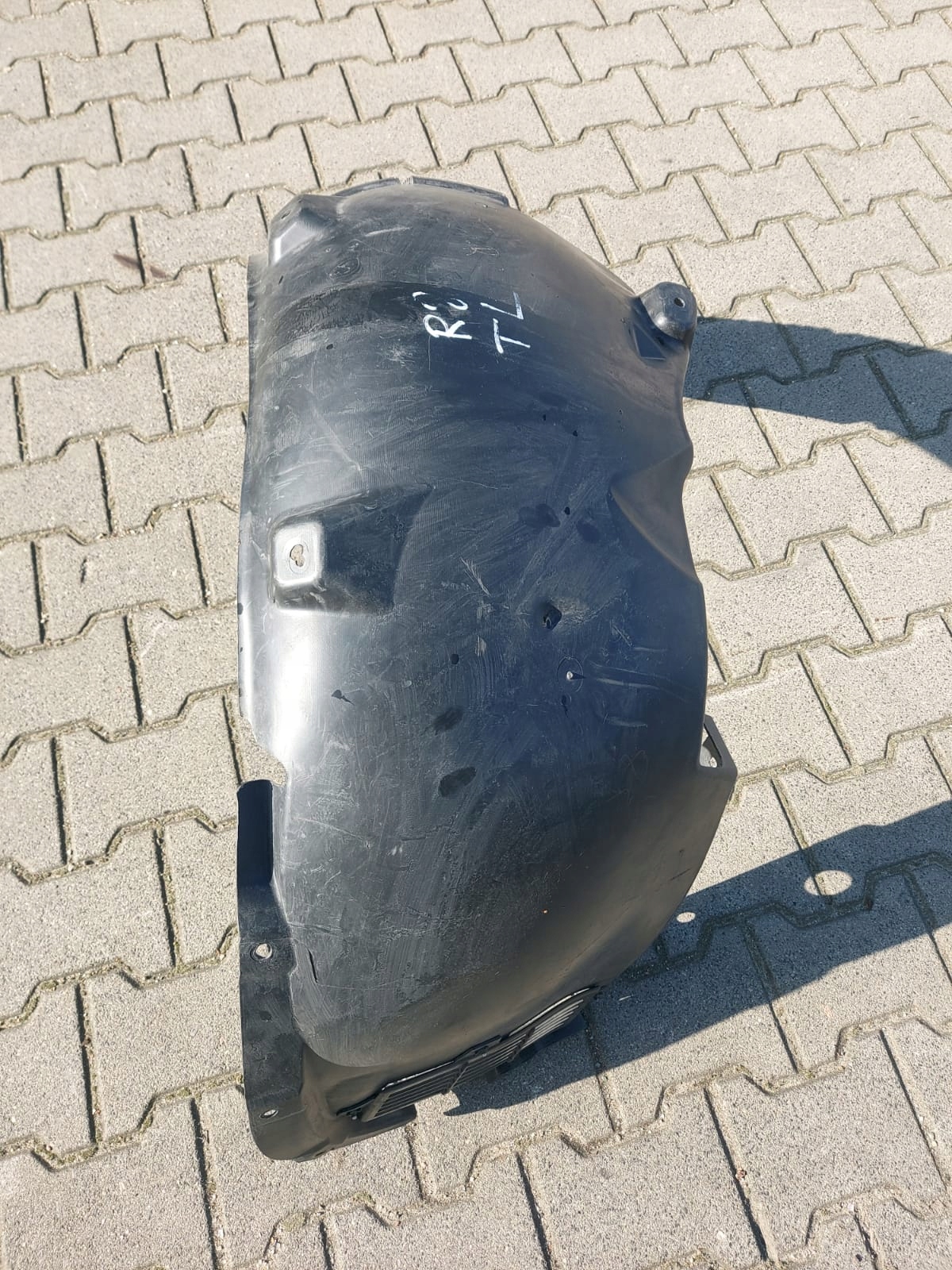 NADKOLE AUDI R8 LEWY TYŁ 420 420810171D