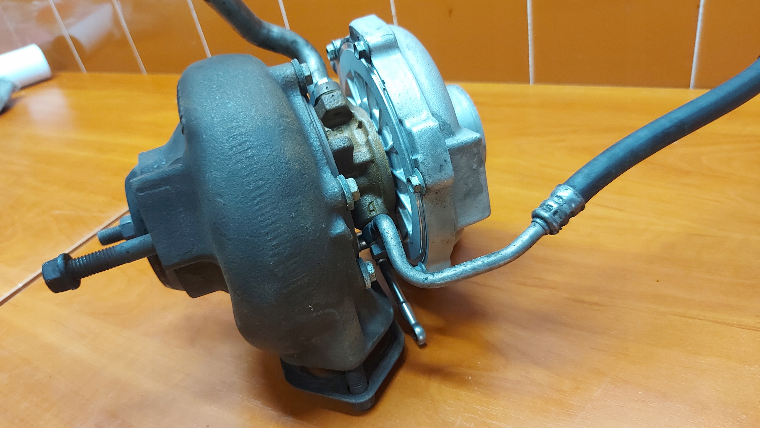 TURBINA turbo BMW 5 E60 E61 525 177KM 03-07