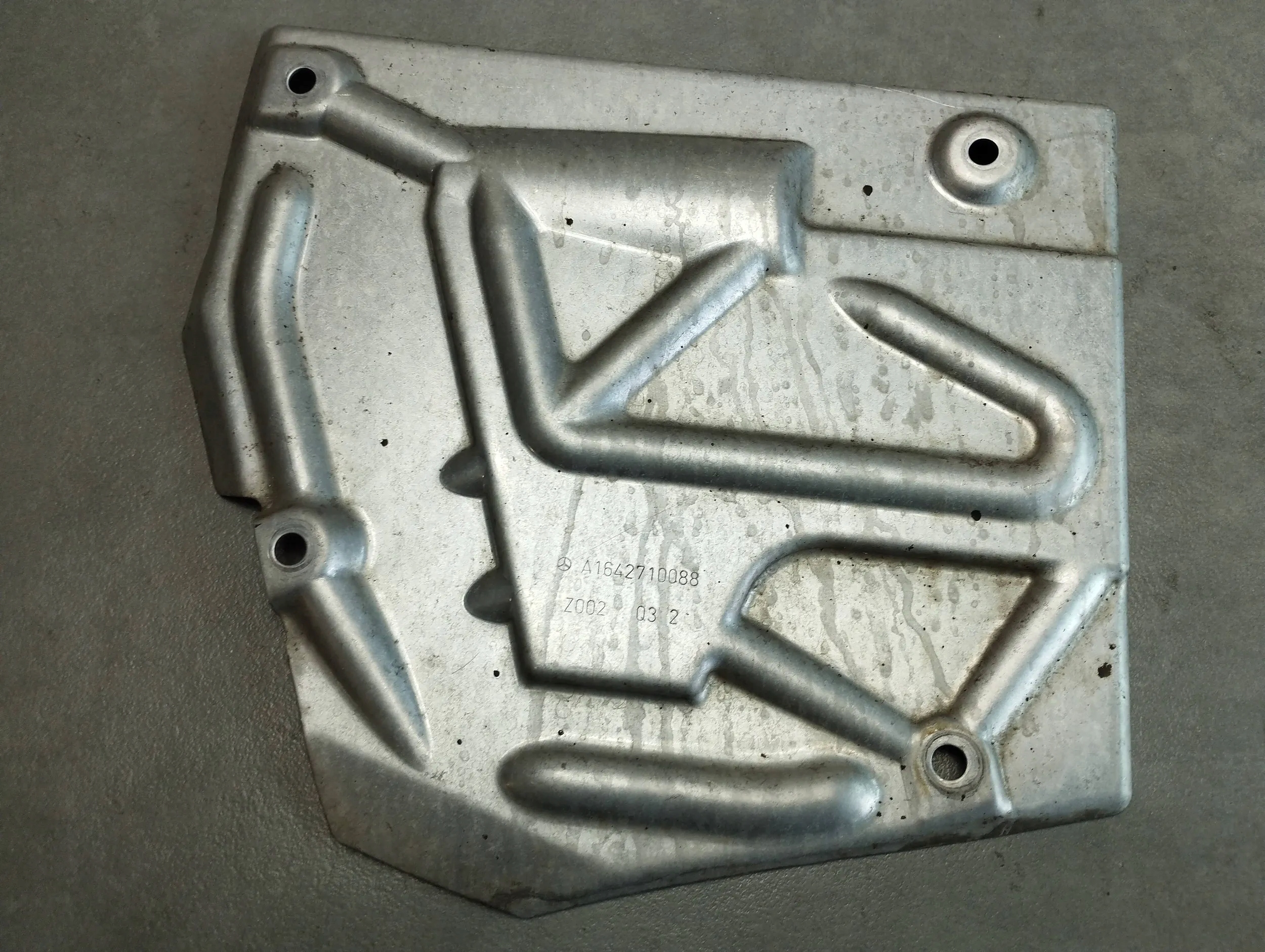 Mercedes ML W164 Blende Abdeckung der Kulisse A1642710088