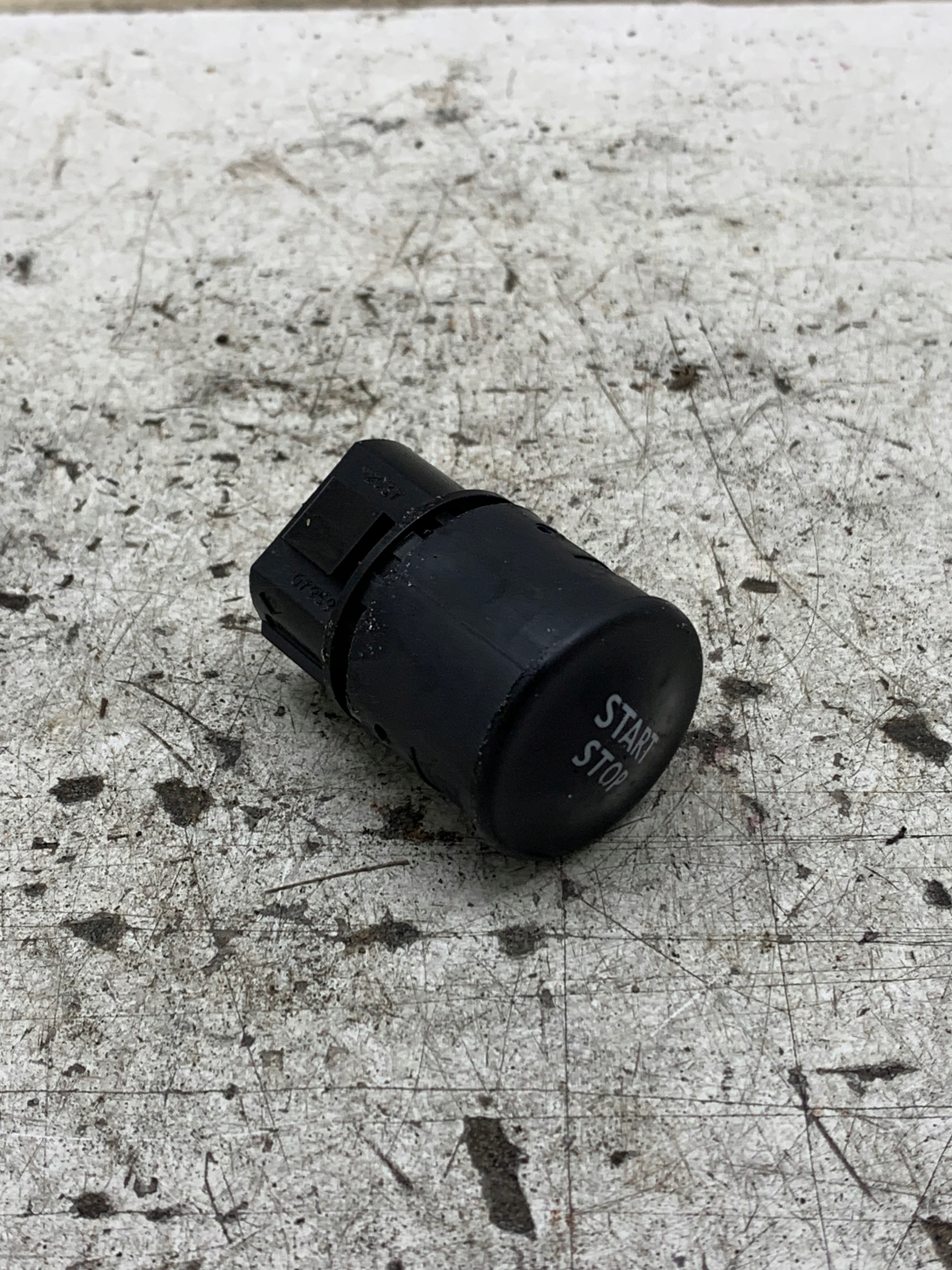 button ZAPLONU START/STOP RENAULT MEGANE III