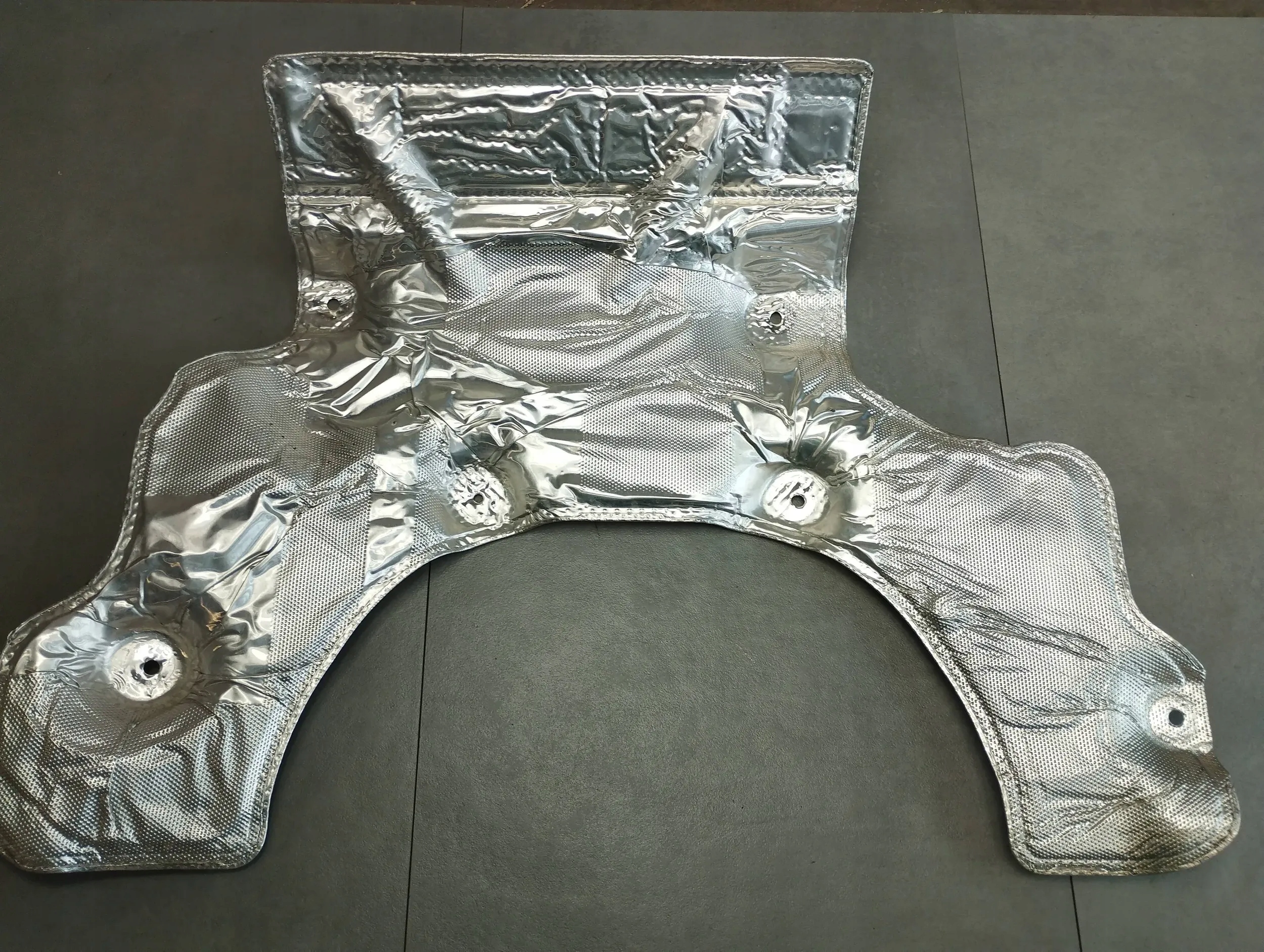 BMW 7 G11 Blende Abdeckung TERMICZNA 7340208
