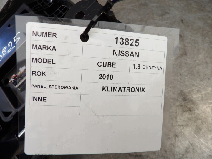 Nissan Cube Z12 panel rešetka ventilacije, klimatizacije 27500-1FG0A T1010616K