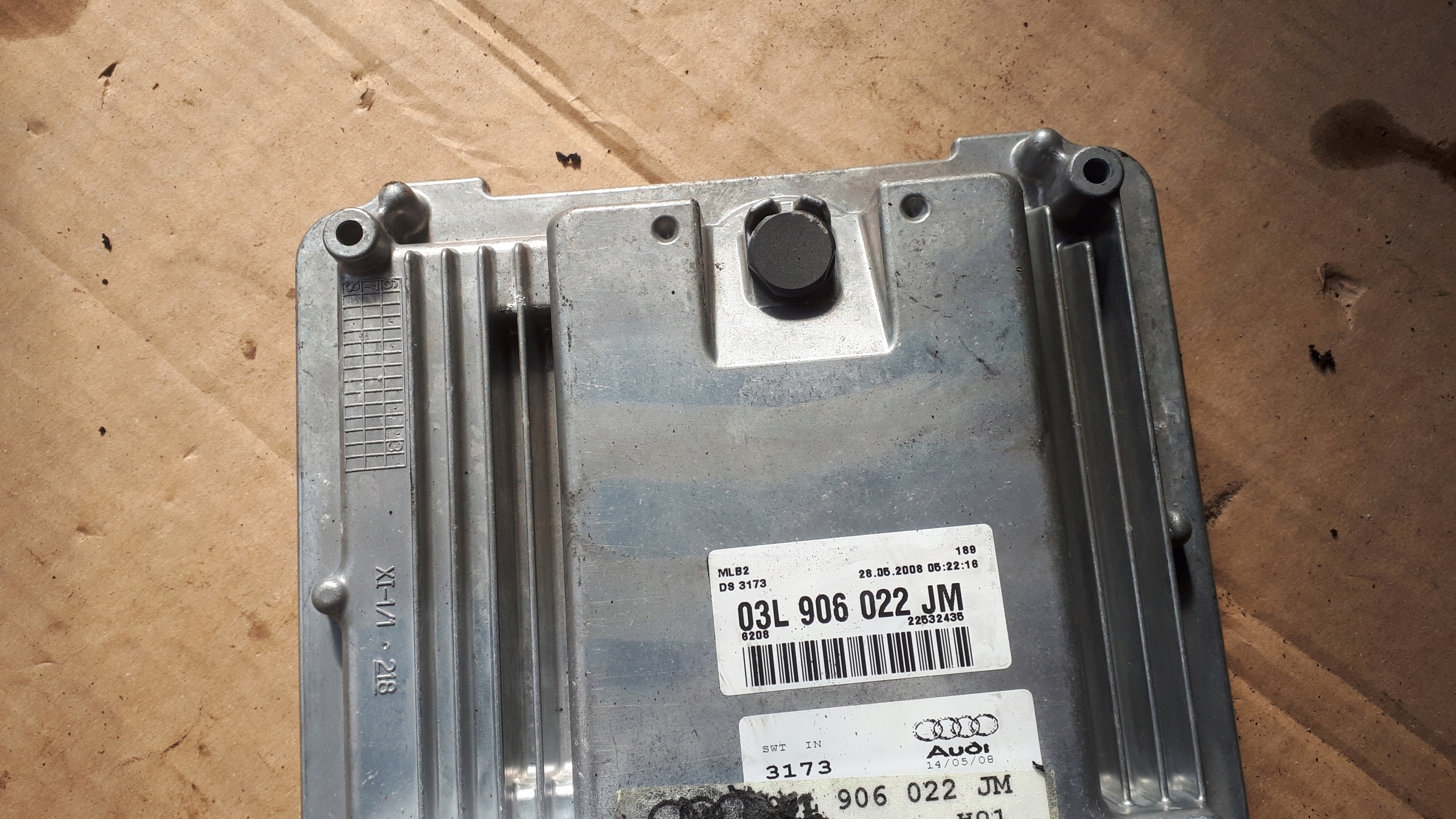 AUDI A4 B8 control unit of the engine 2.0TDI 03L906022JM