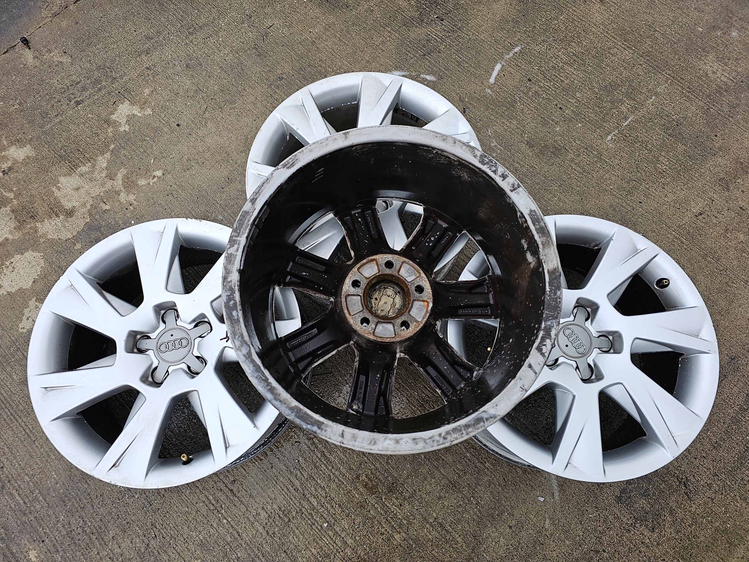 discs disc AUDI A4 A5 A6 A7 7.5J R17 ET28 8T0601025C