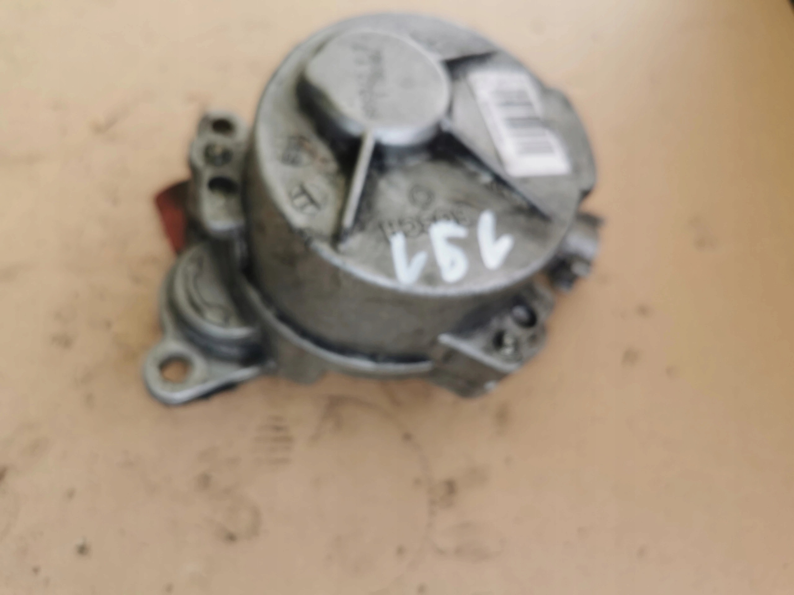 RENAULT LAGUNA III 08r 2.0 DCI Pompa VACUM 8200796080