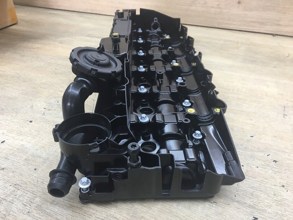 POKRYWA GŁOWICY ZAWORÓW BMW F32 F33 F36 LIFT 435dX Typ silnika Diesel