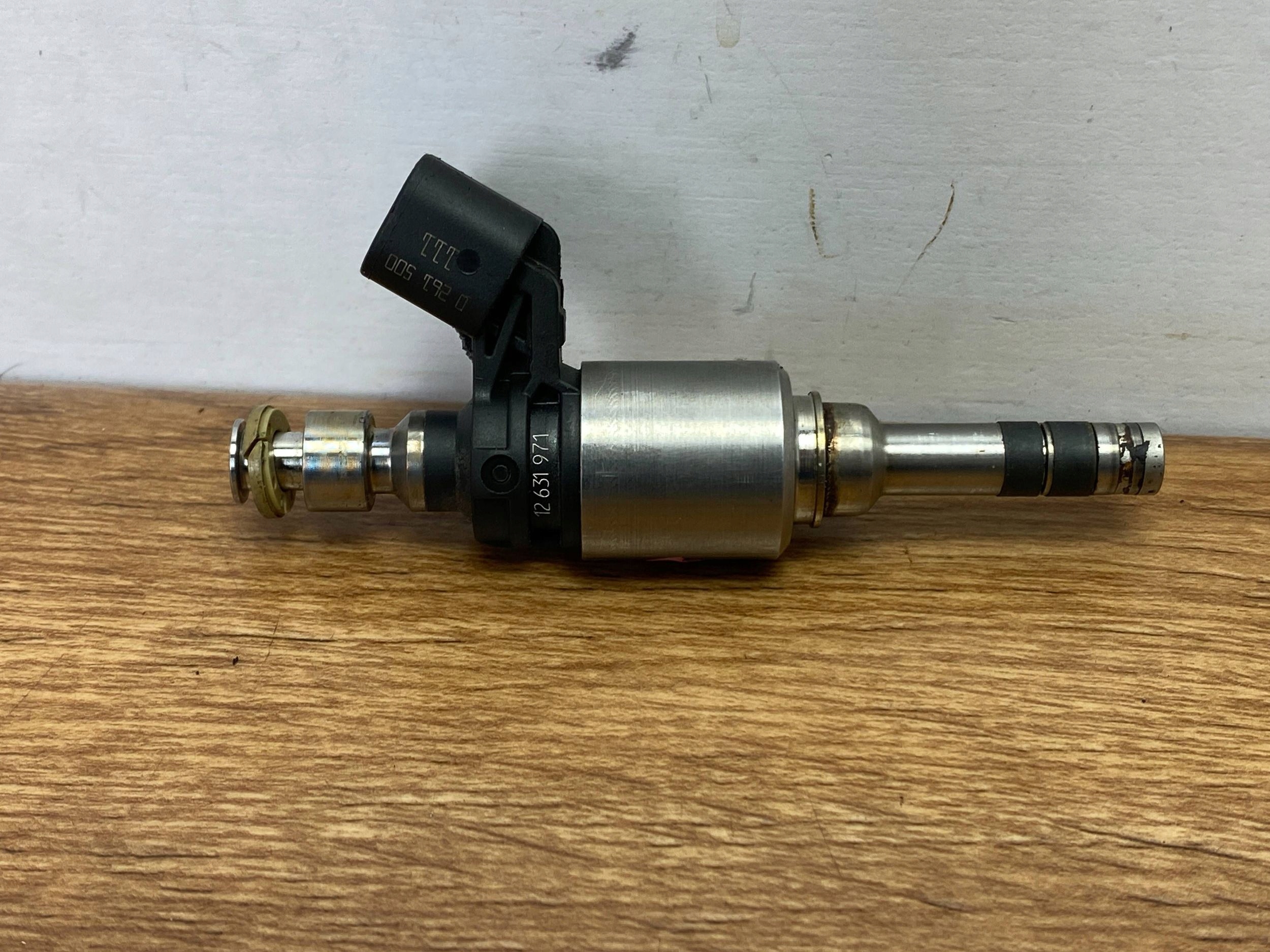 injector Cadillac CTS 2014+ 2.0t