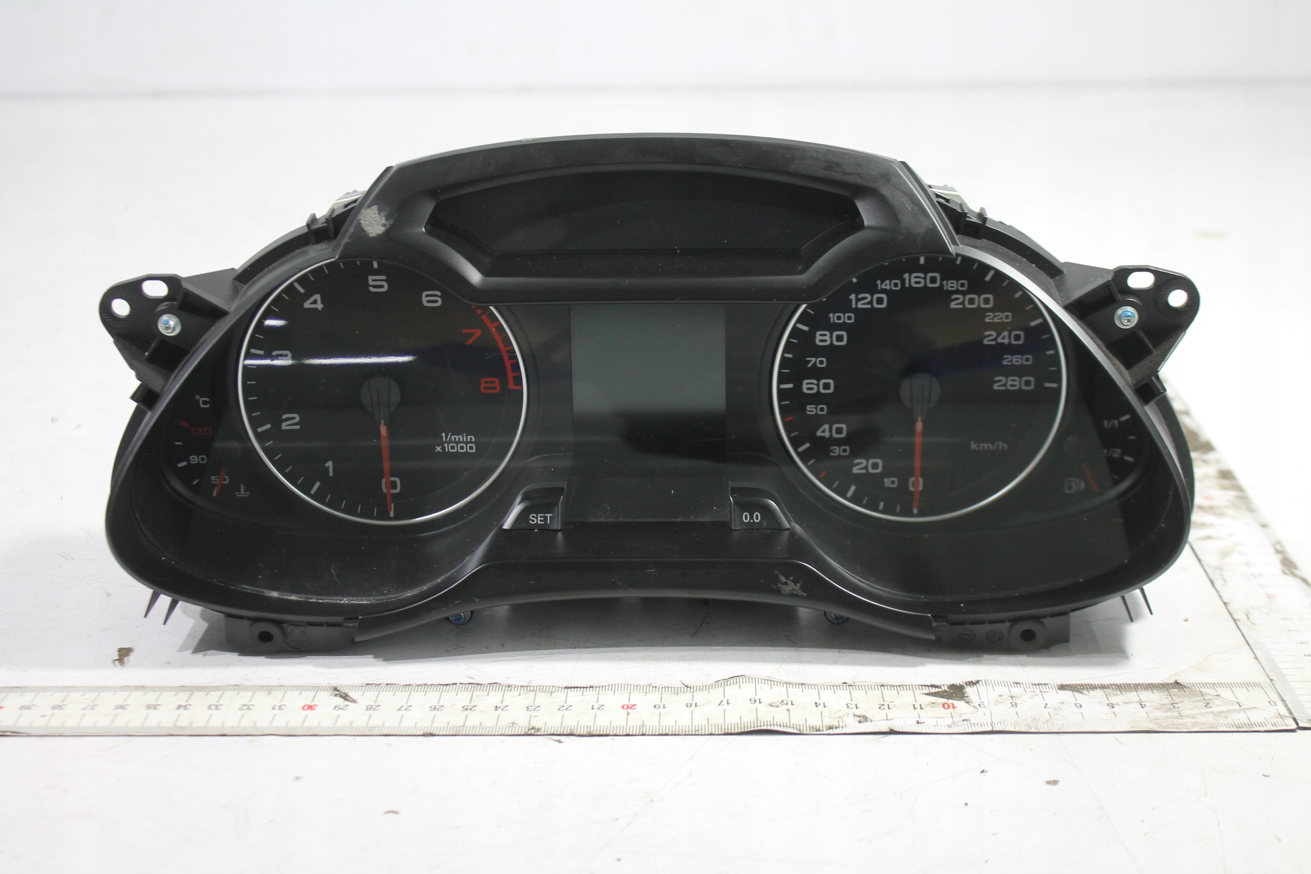 dials dials 8K0920900A AUDI A4 B8 1.8 TFSI EURO