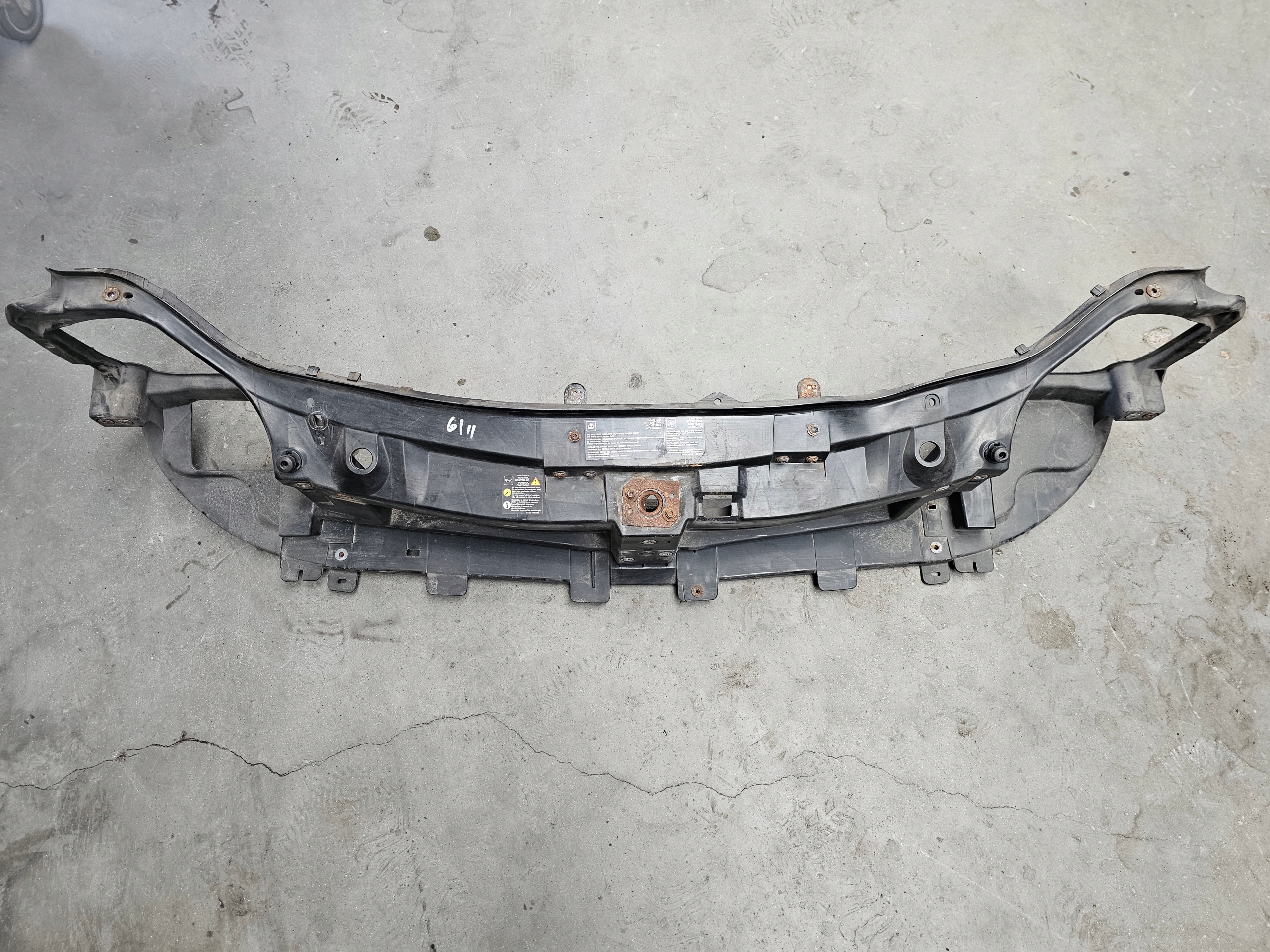 support panel for radiators pillar - OPEL VIVARO A TRAFIC II 06-14 8200411923